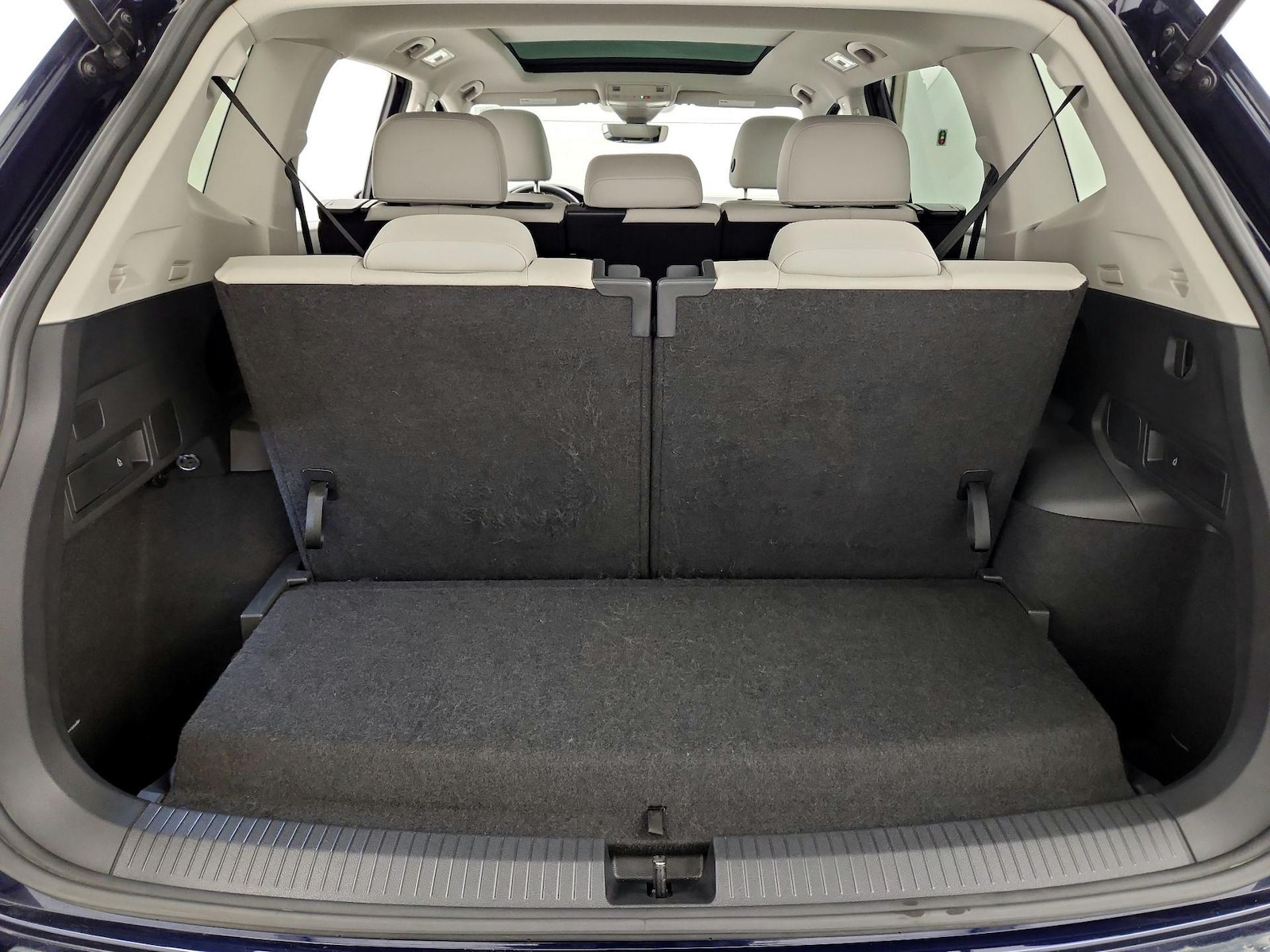 2023 Volkswagen Tiguan SE - Photo 23