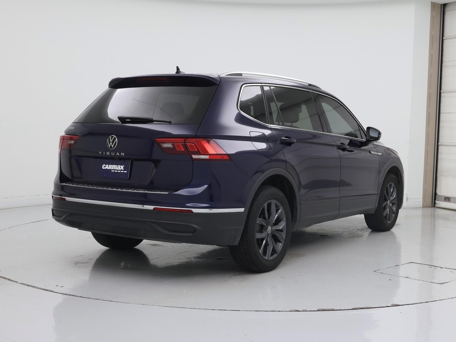 2023 Volkswagen Tiguan SE - Photo 9