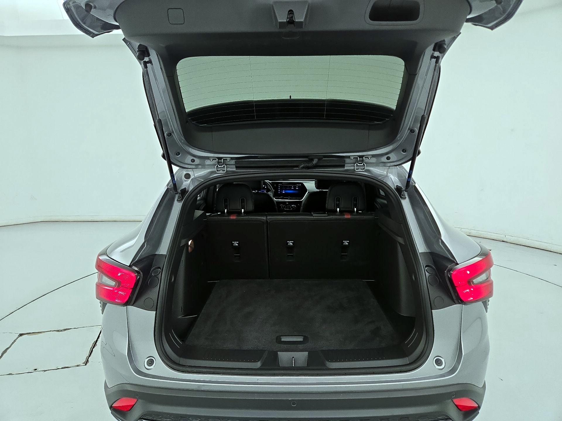 Thumbnail: 2025 Chevrolet Trax - 20