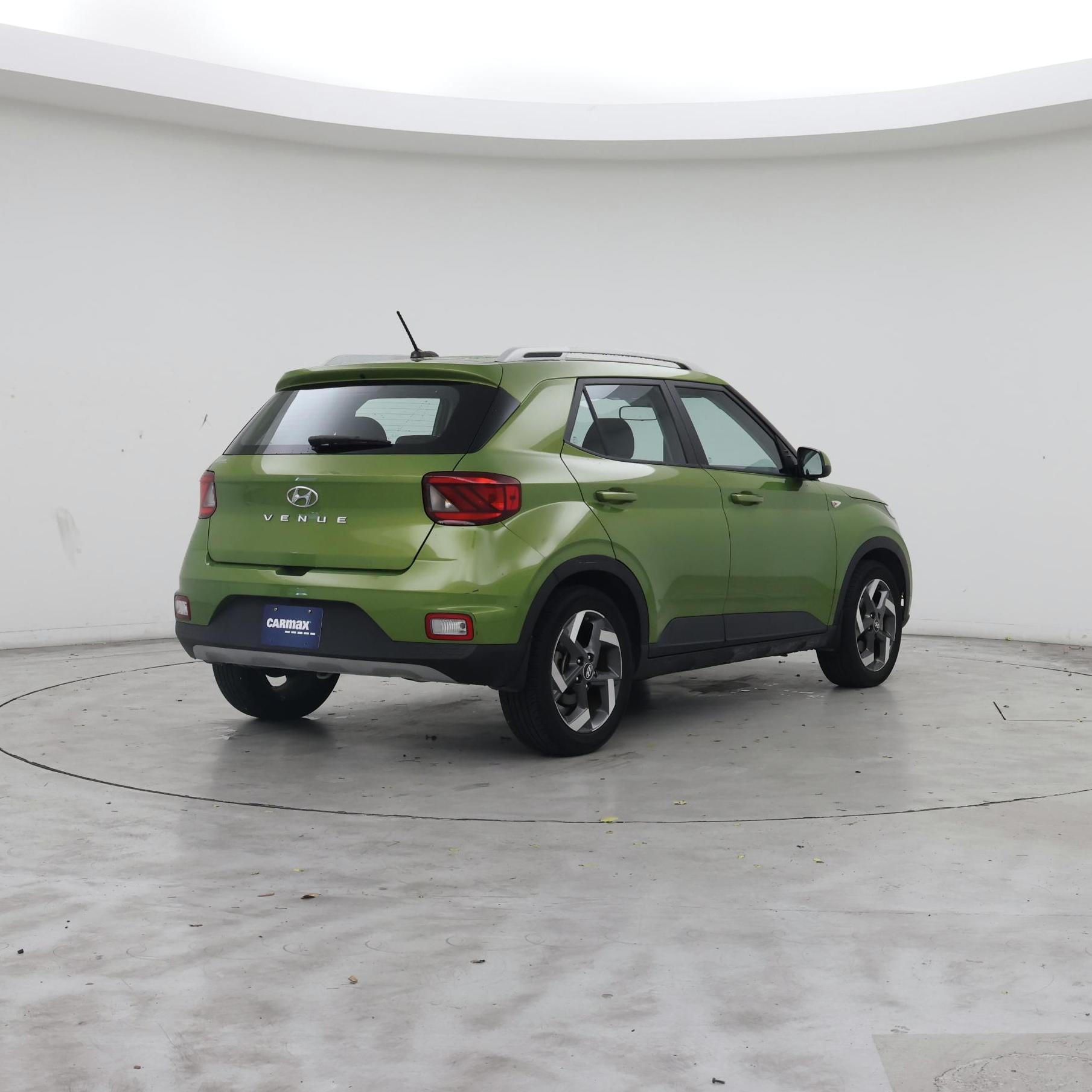 Thumbnail: 2023 Hyundai Venue - 8