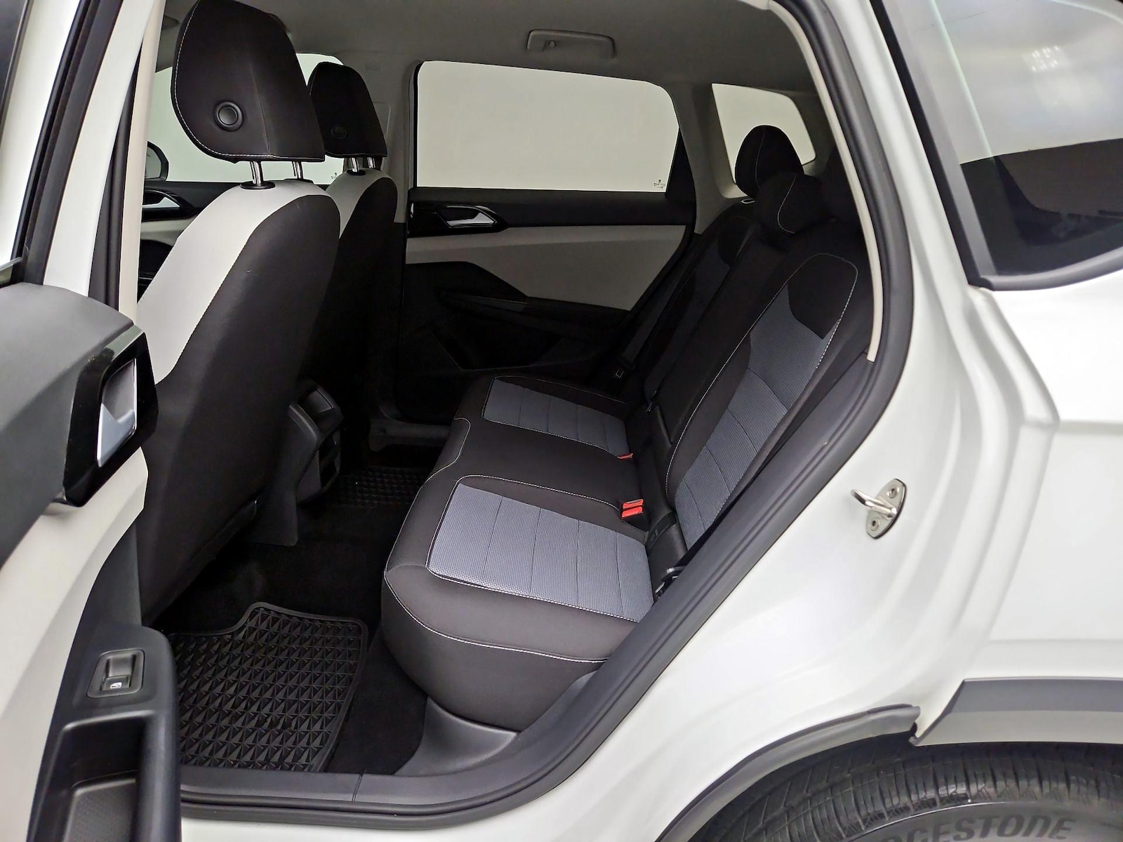 2025 Volkswagen Taos S - Photo 20