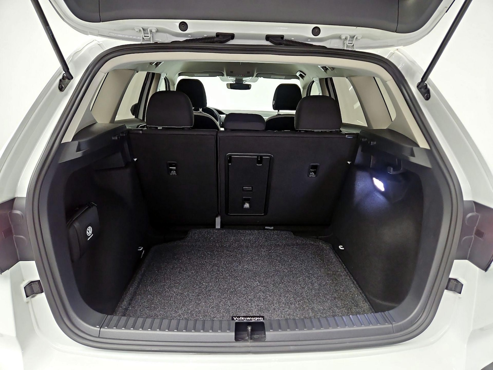 2025 Volkswagen Taos S - Photo 21