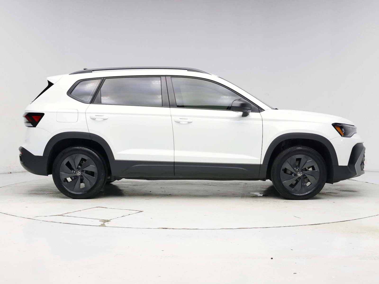 2025 Volkswagen Taos S - Photo 8