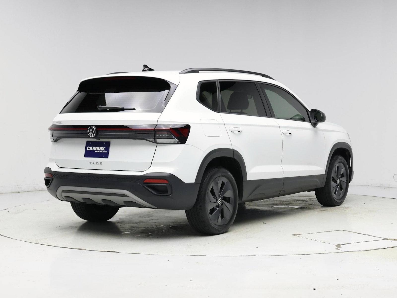 2025 Volkswagen Taos S - Photo 9