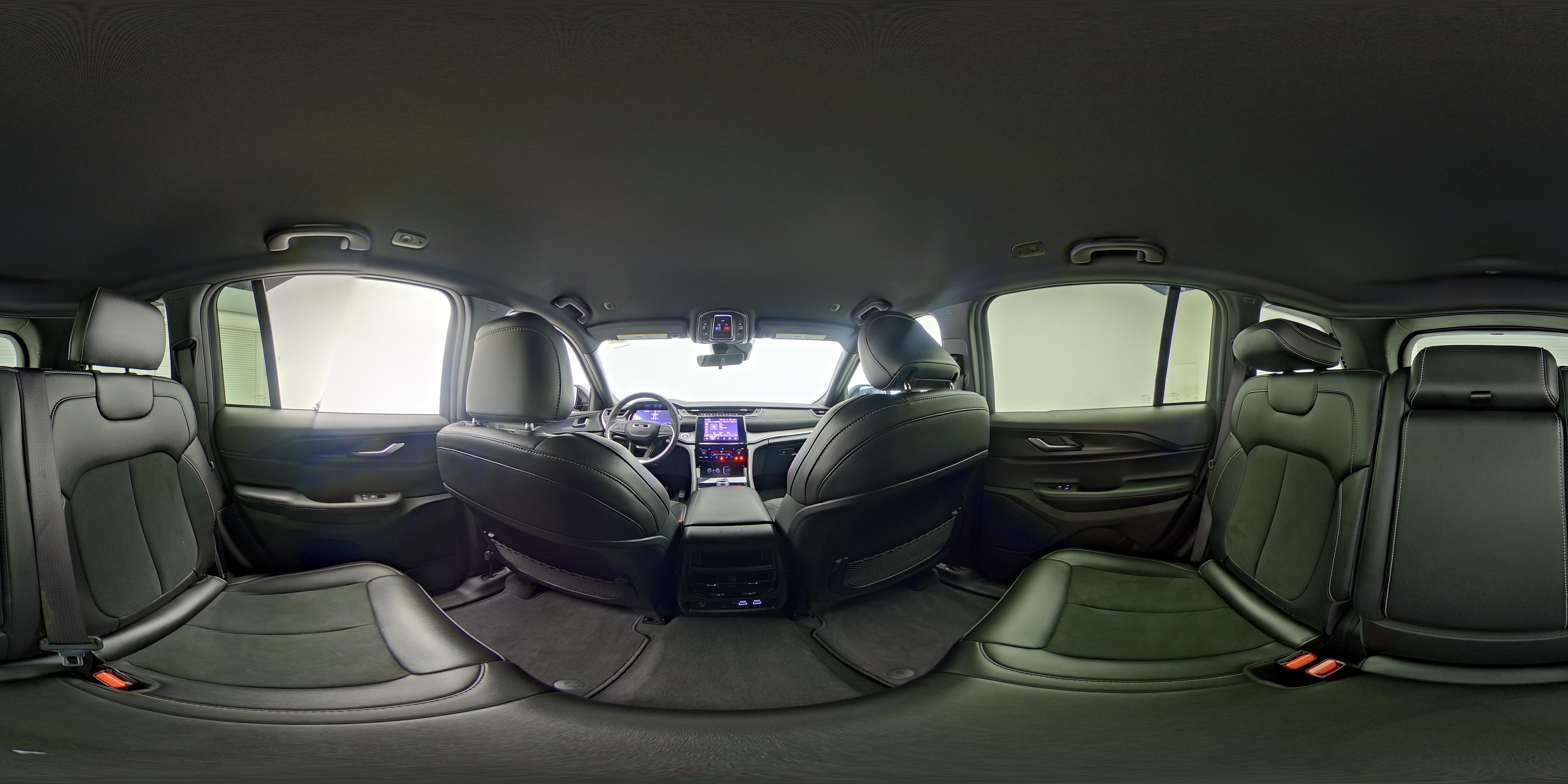 2025 Jeep Grand Cherokee Altitude, photo 23