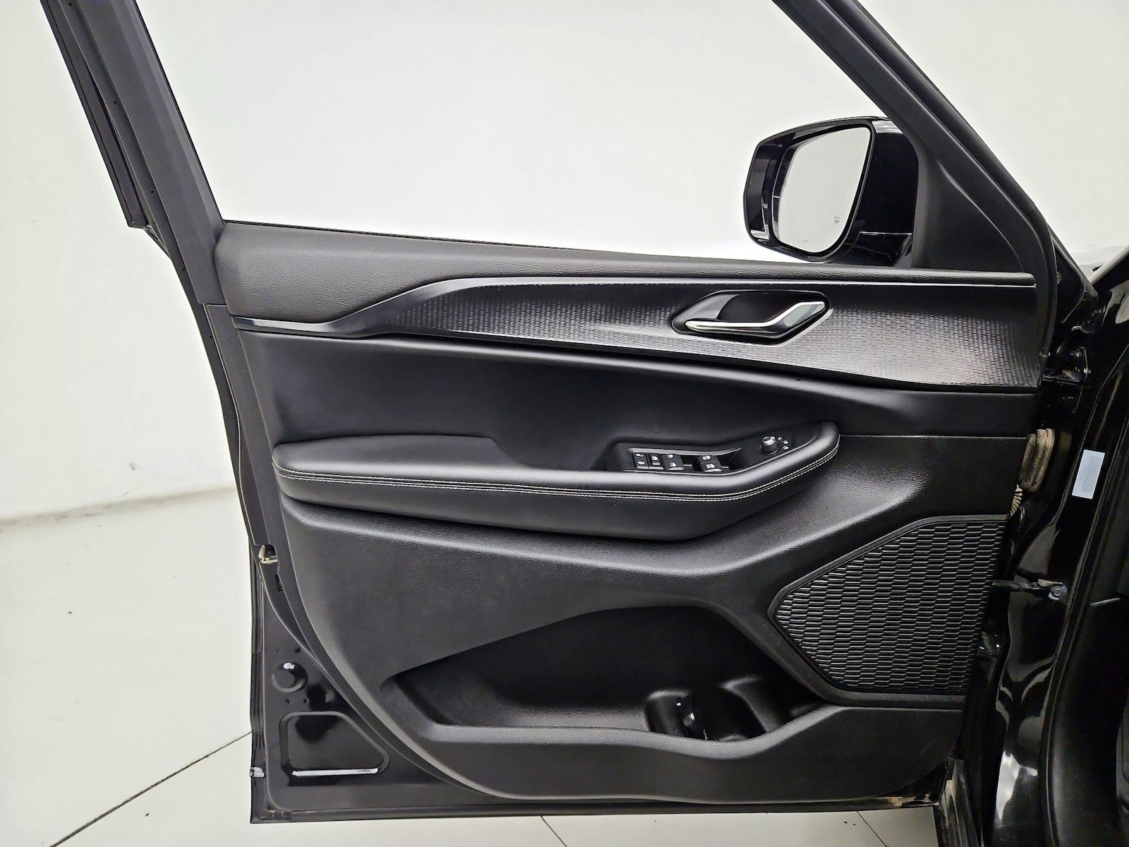 2025 Jeep Grand Cherokee Altitude, photo 13