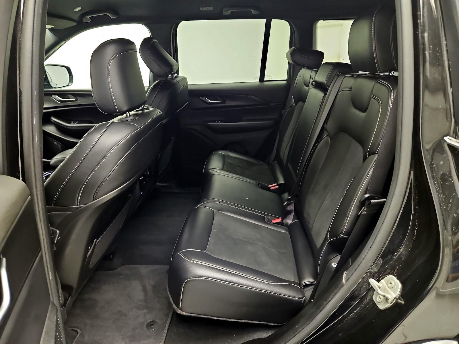 2025 Jeep Grand Cherokee Altitude, photo 18