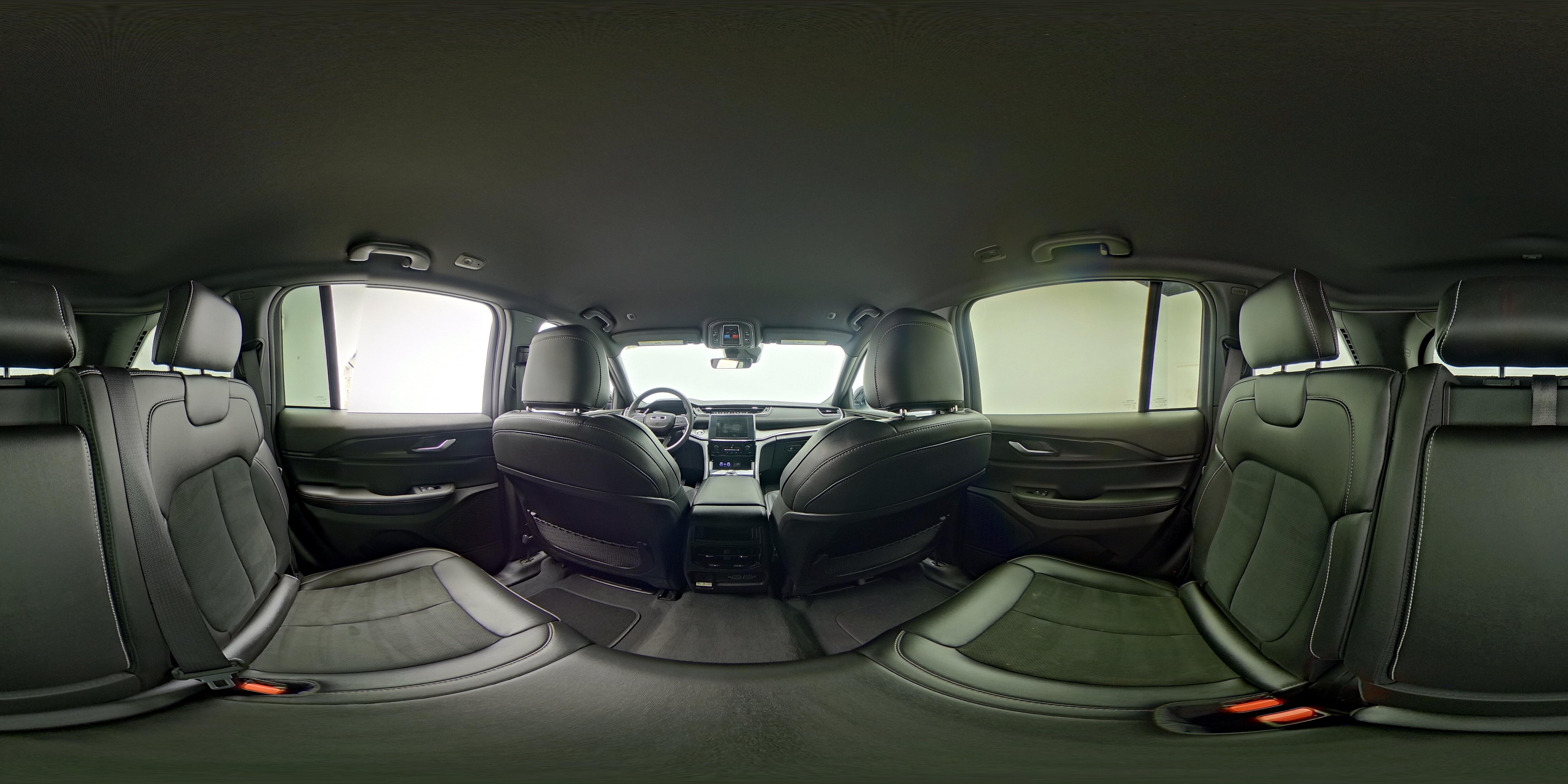 2025 Jeep Grand Cherokee Altitude - Photo 25