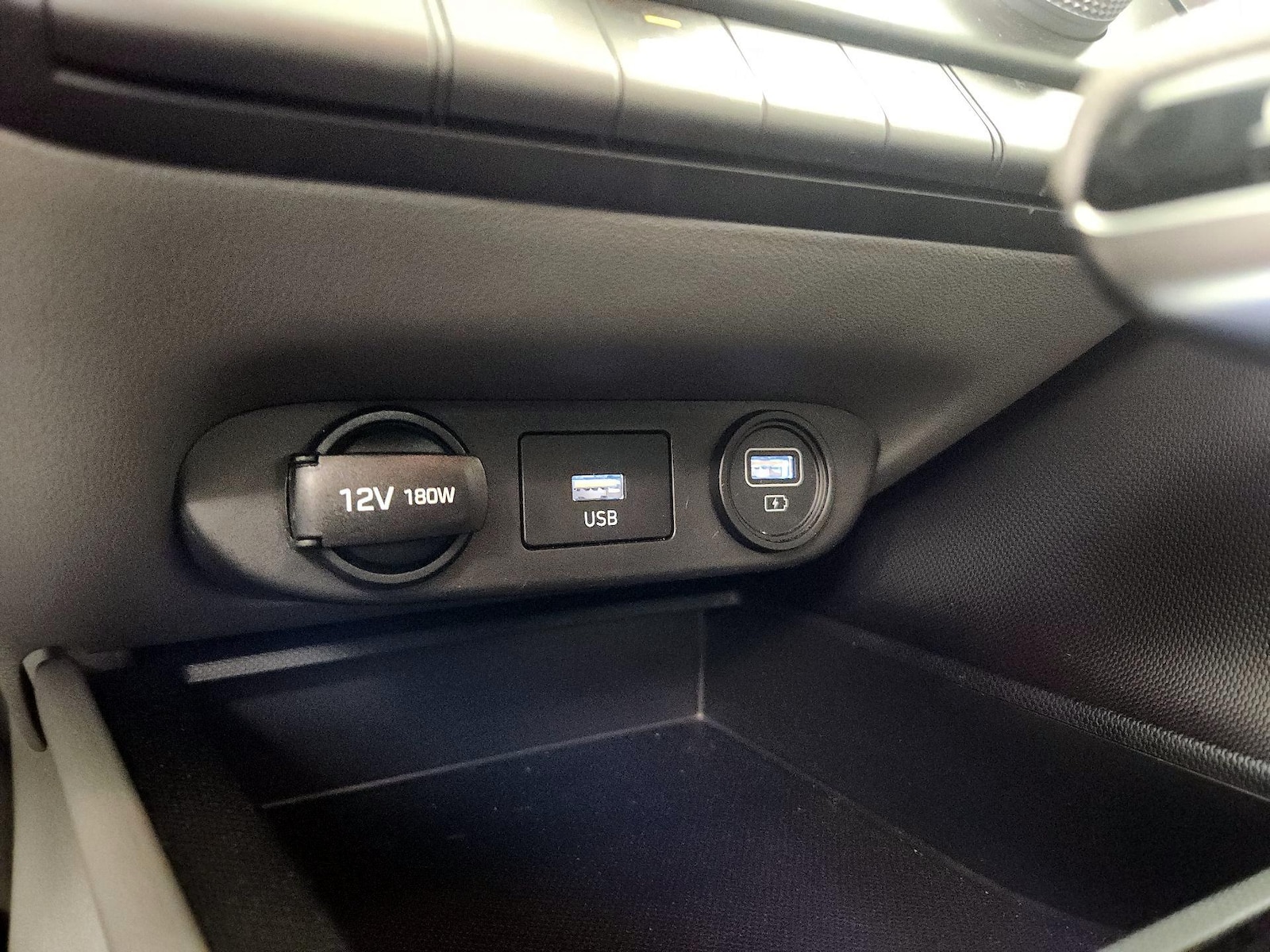 2021 Hyundai Elantra SE - Photo 19