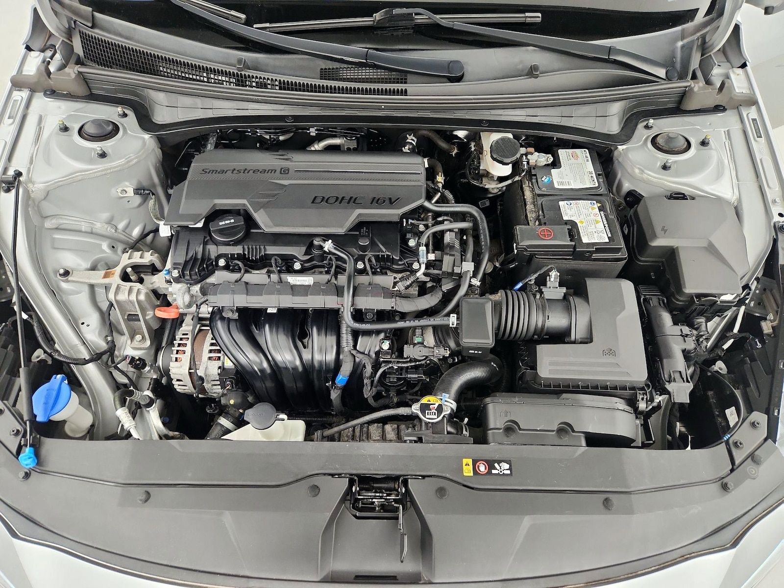 2021 Hyundai Elantra SE - Photo 22