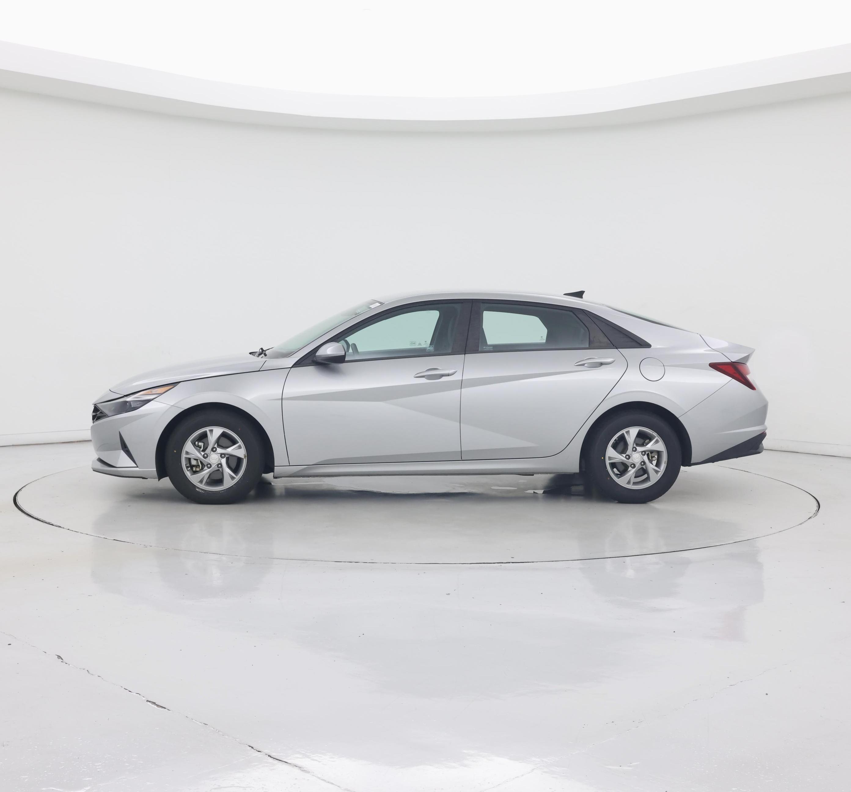 Thumbnail: 2021 Hyundai Elantra - 3