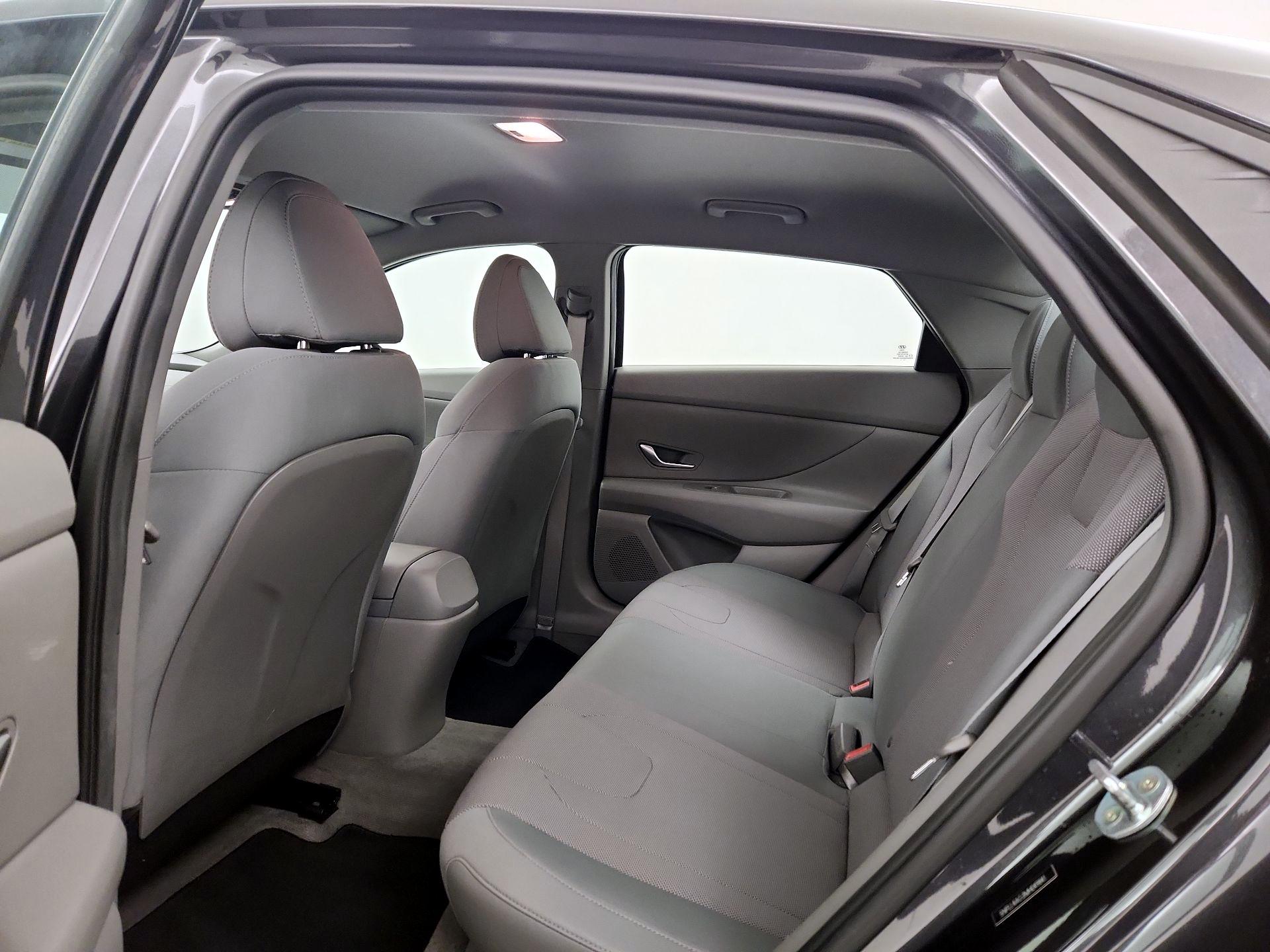 Thumbnail: 2021 Hyundai Elantra - 19