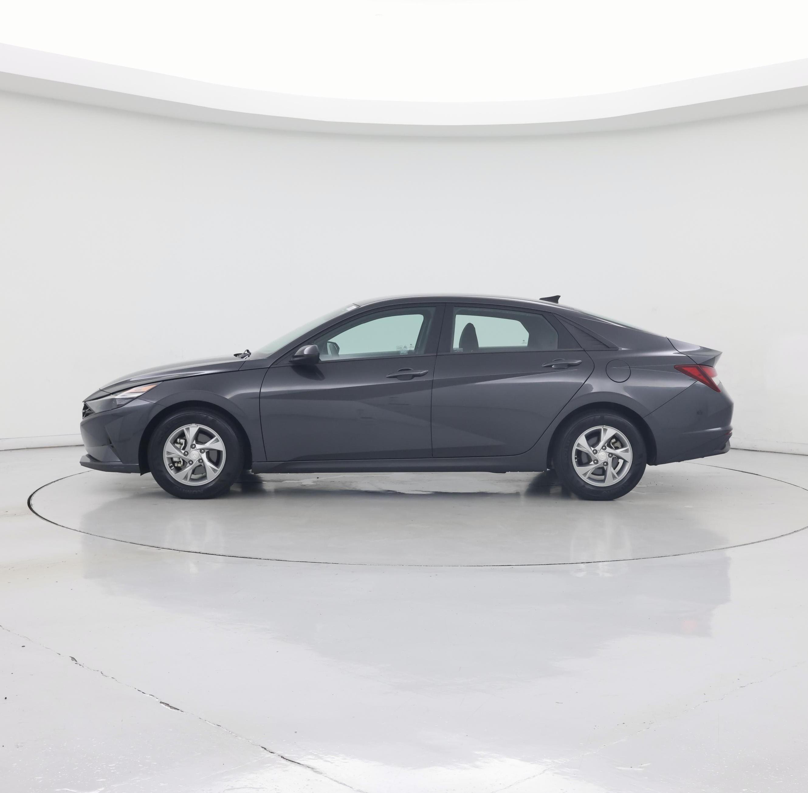Thumbnail: 2021 Hyundai Elantra - 3