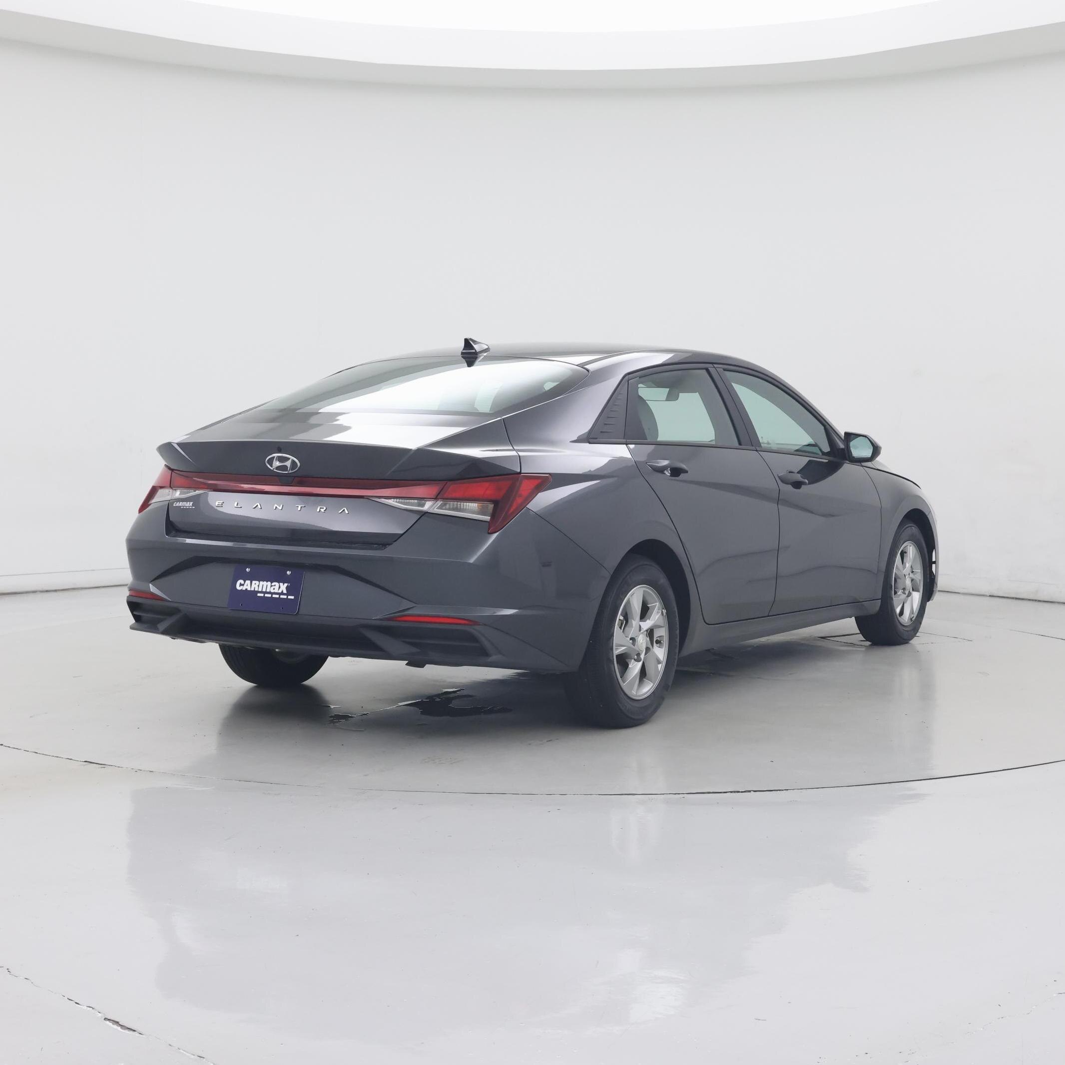 Thumbnail: 2021 Hyundai Elantra - 8