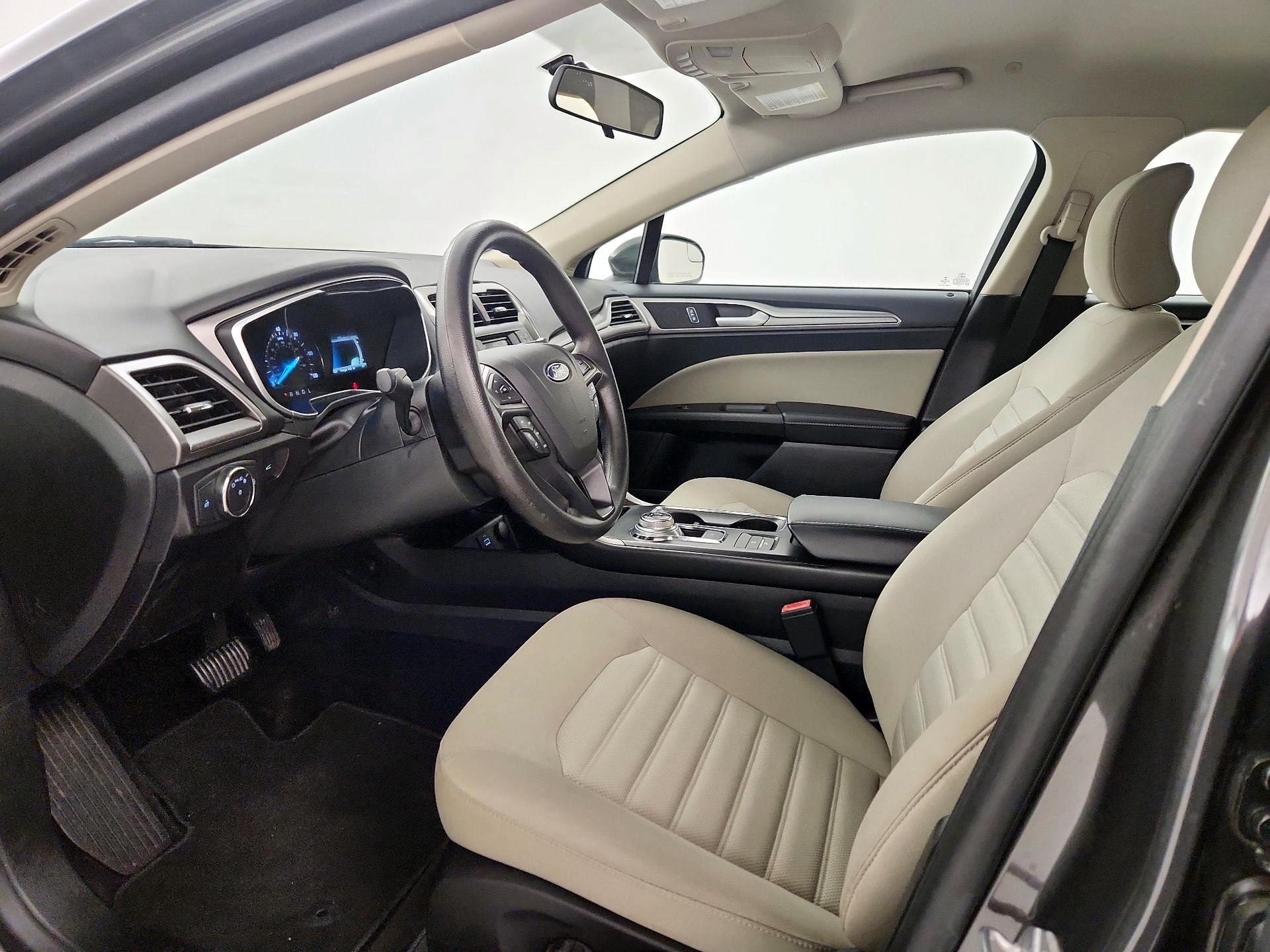 Thumbnail: 2018 Ford Fusion - 11