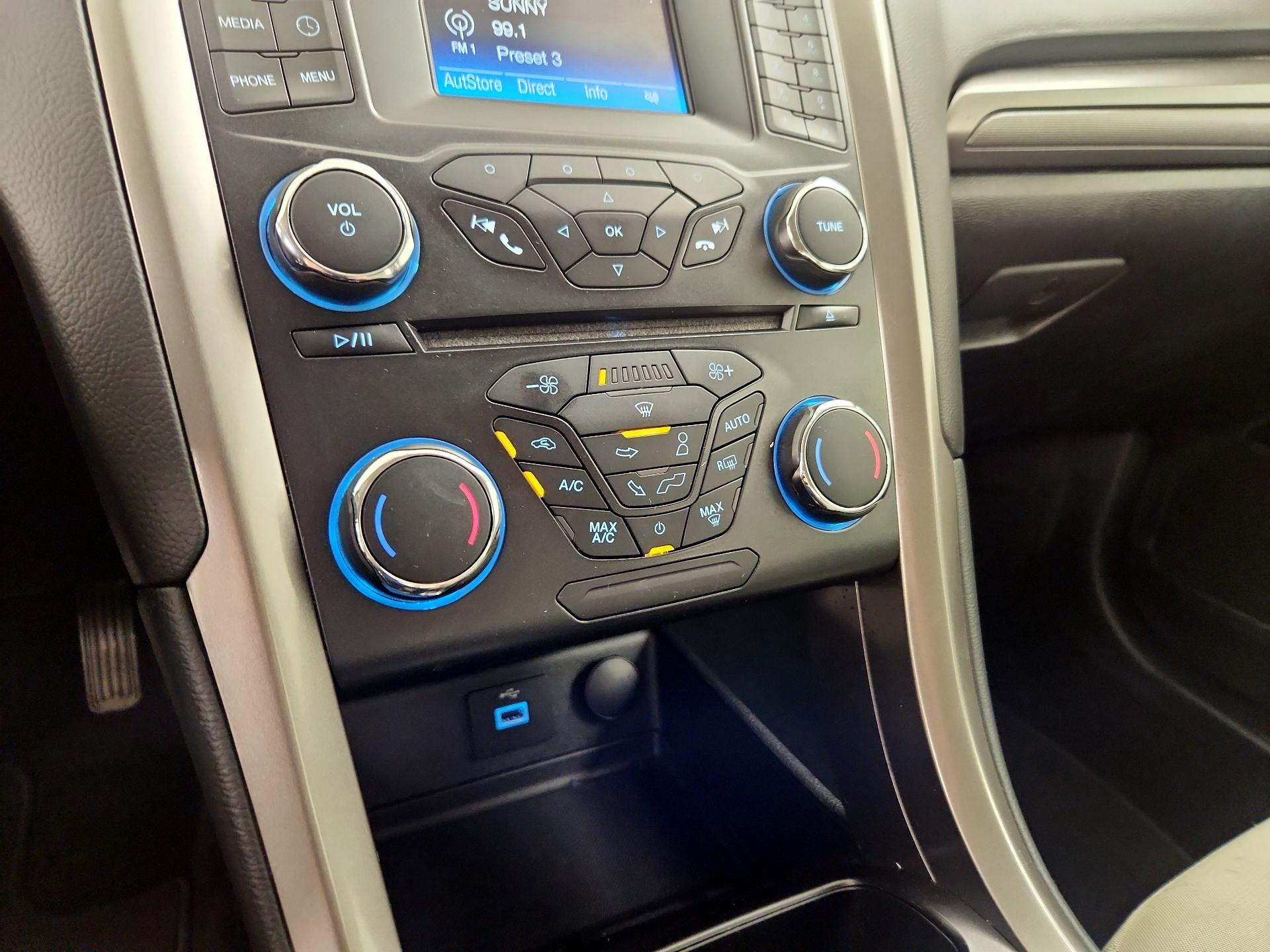 Thumbnail: 2018 Ford Fusion - 16