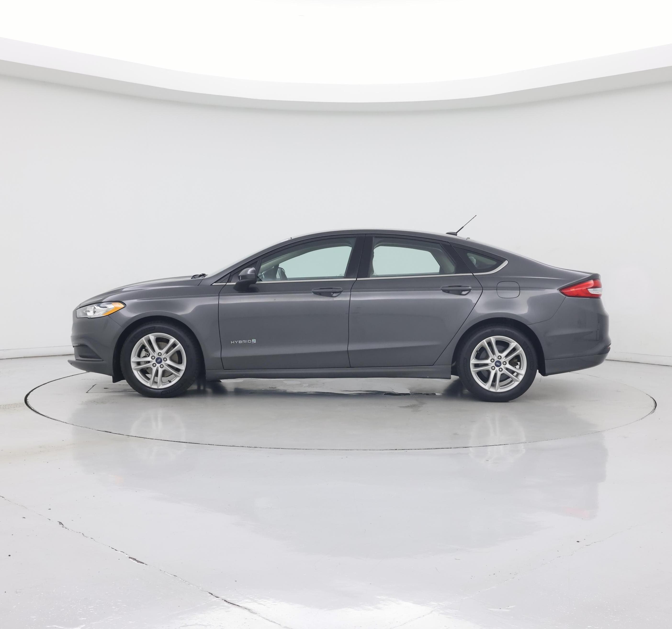 Thumbnail: 2018 Ford Fusion - 3