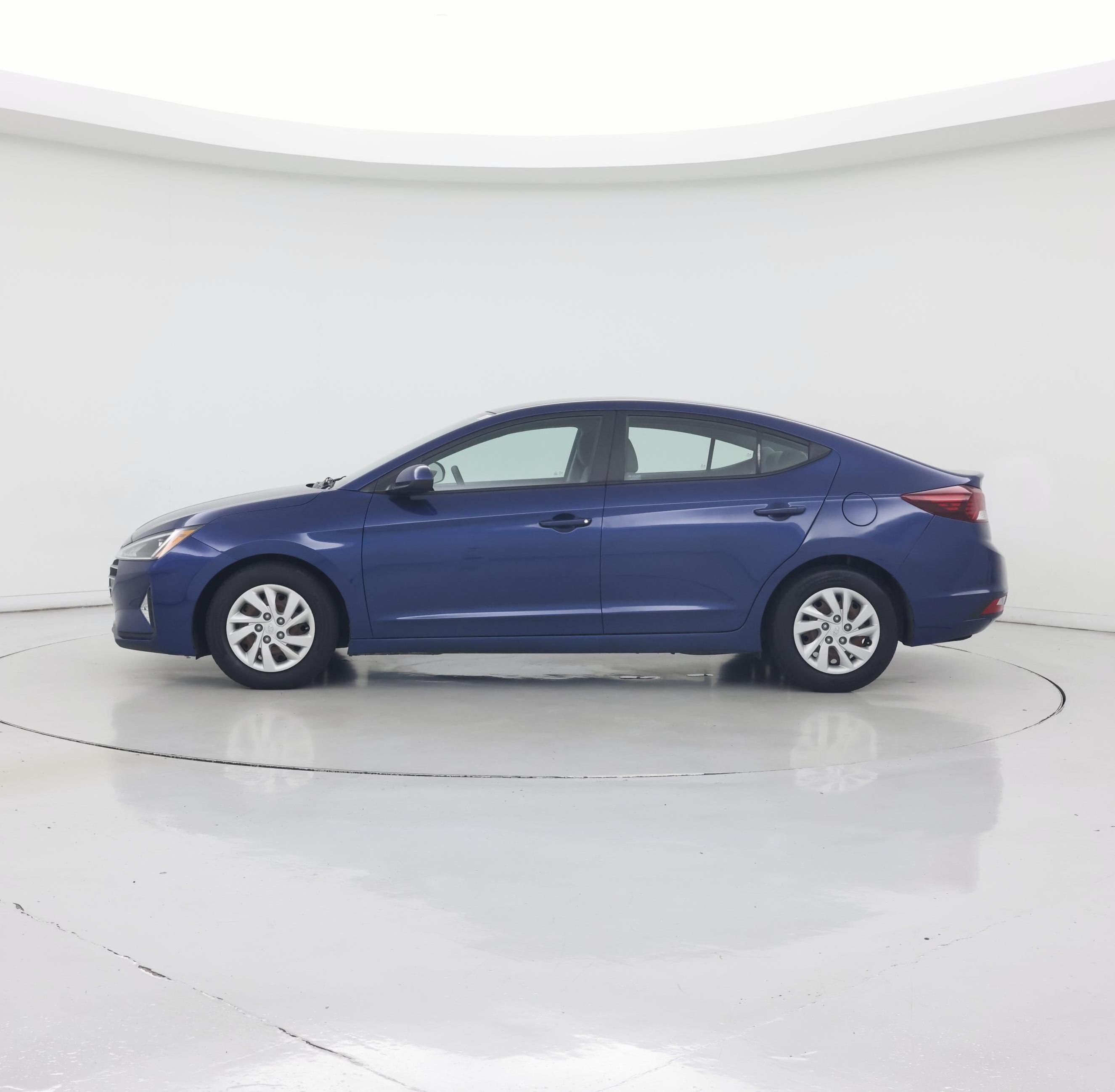 Thumbnail: 2020 Hyundai Elantra - 3