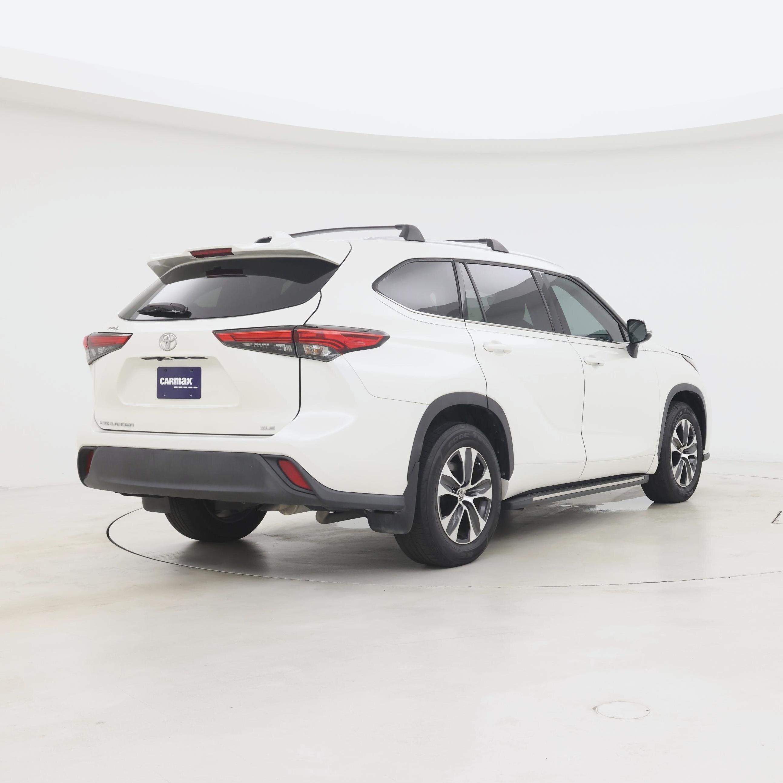 Thumbnail: 2021 Toyota Highlander - 8
