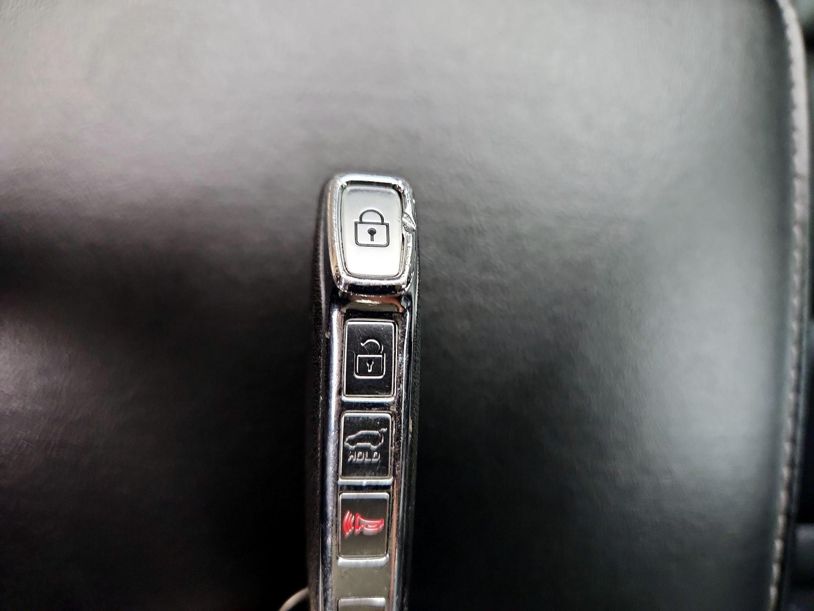 2022 Kia Telluride S - Photo 27