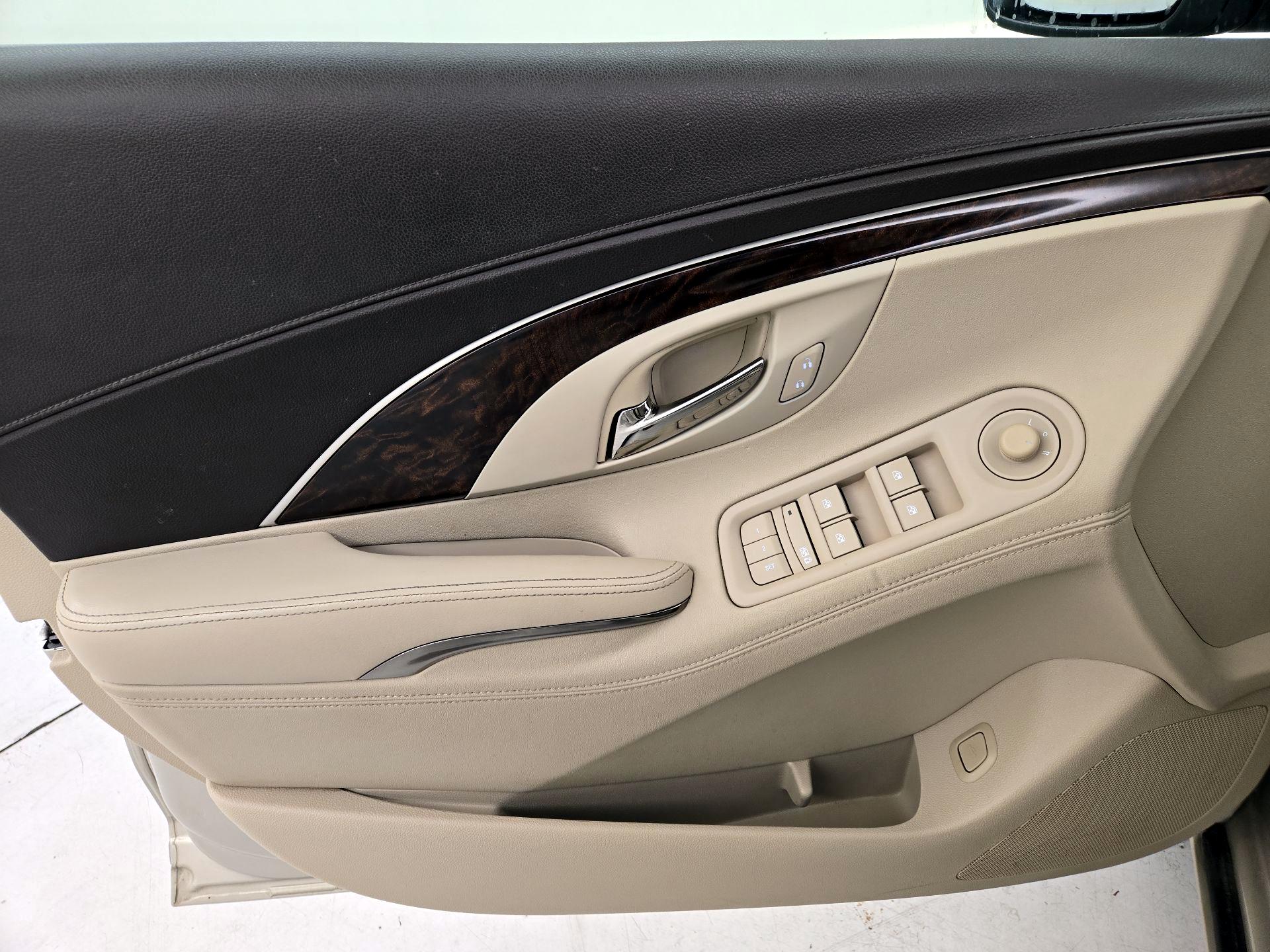 Thumbnail: 2014 Buick LaCrosse - 12