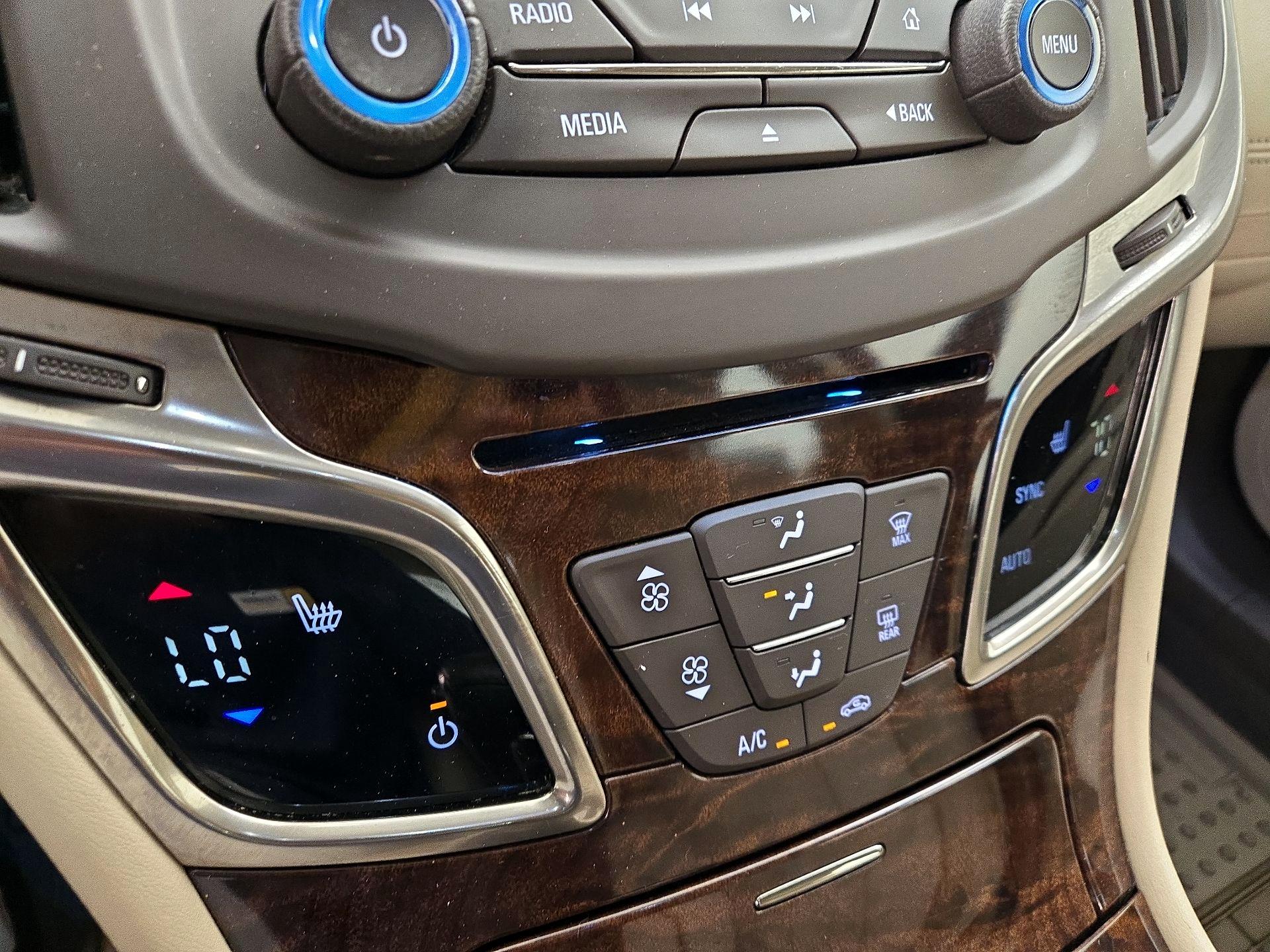 Thumbnail: 2014 Buick LaCrosse - 16