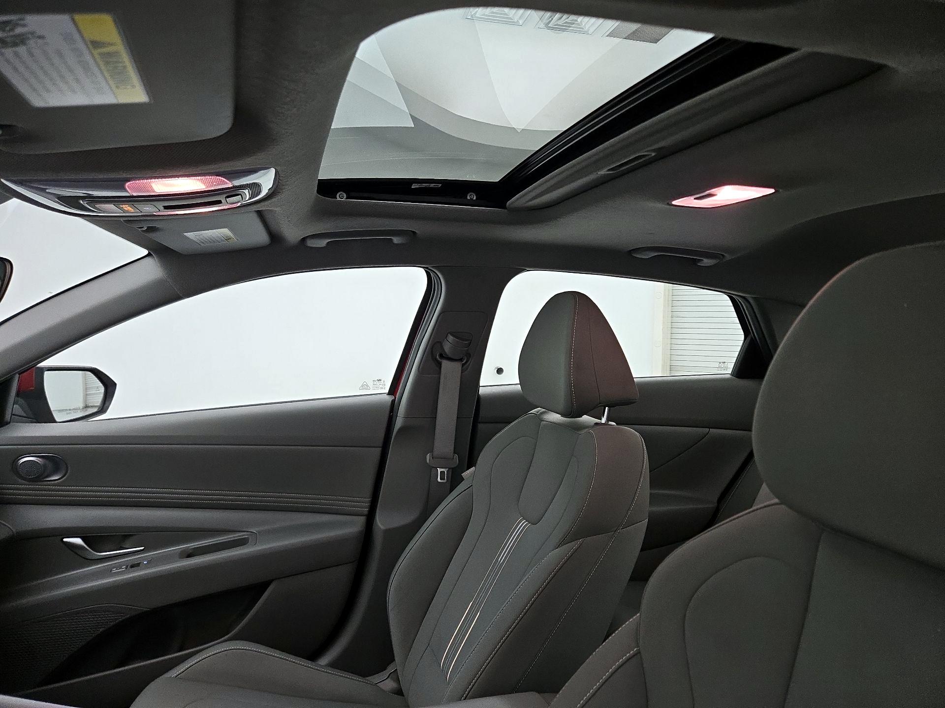 Thumbnail: 2025 Hyundai Elantra - 20