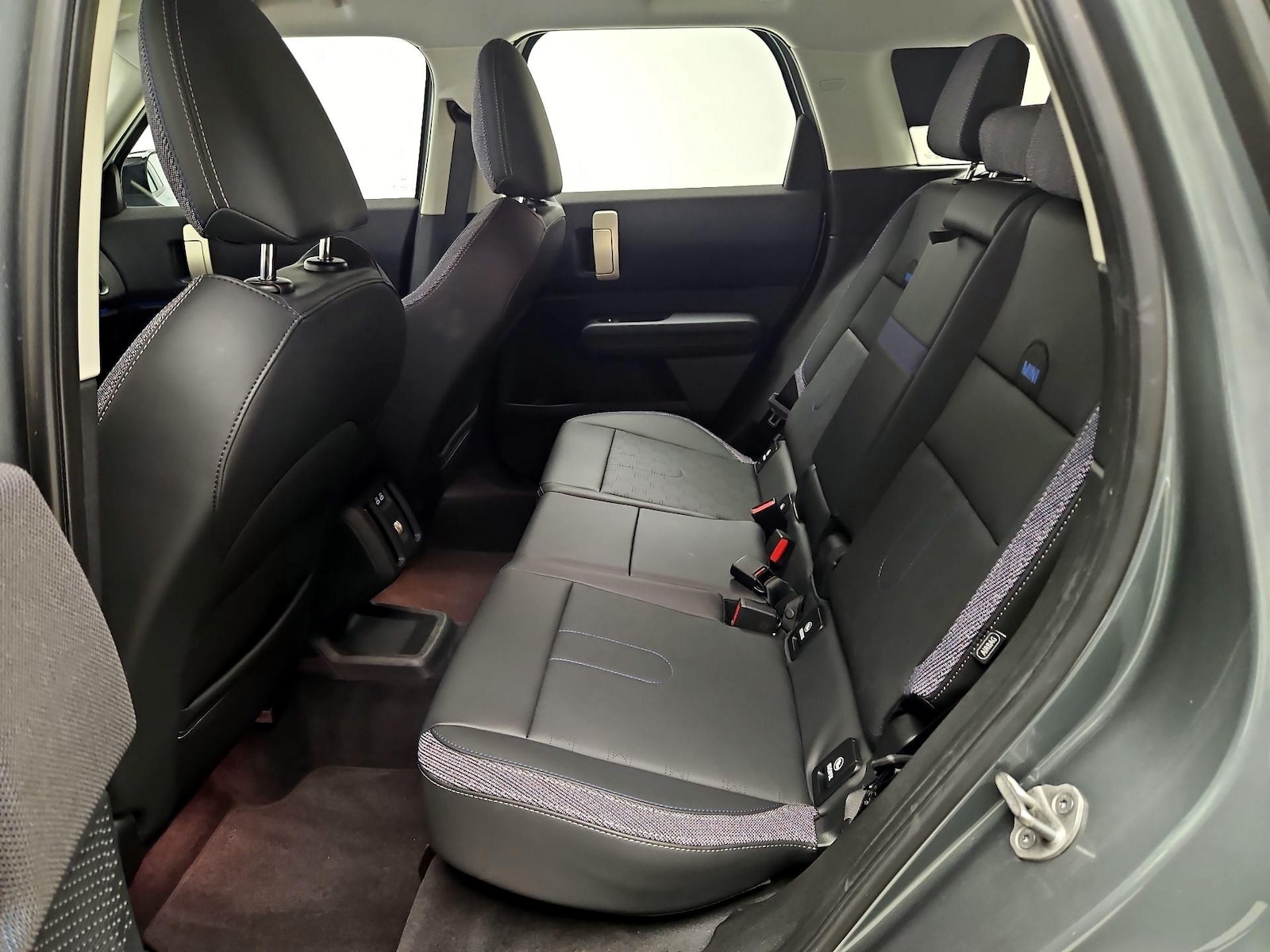 2025 MINI Countryman S - Photo 19