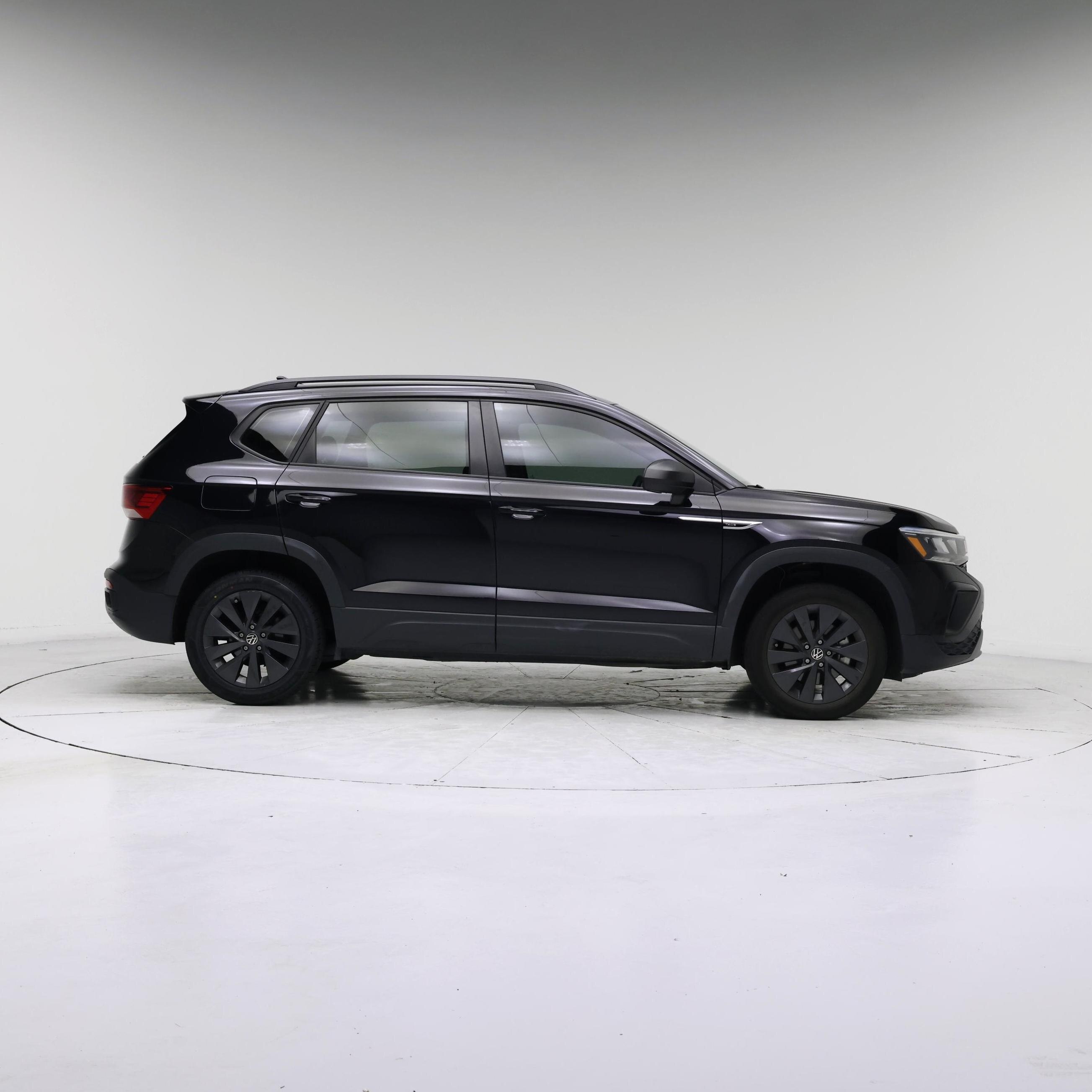 Thumbnail: 2024 Volkswagen Taos - 7