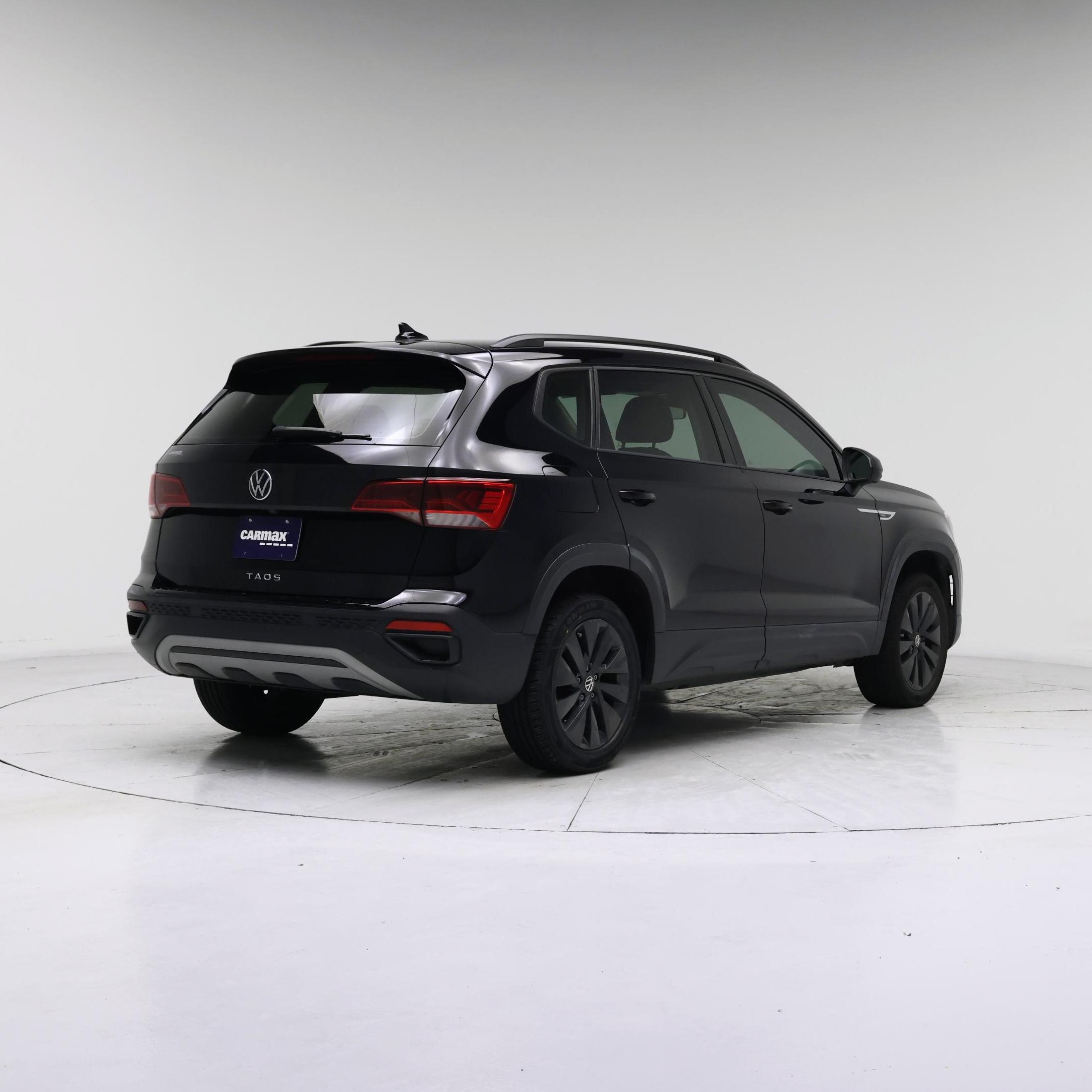 Thumbnail: 2024 Volkswagen Taos - 8