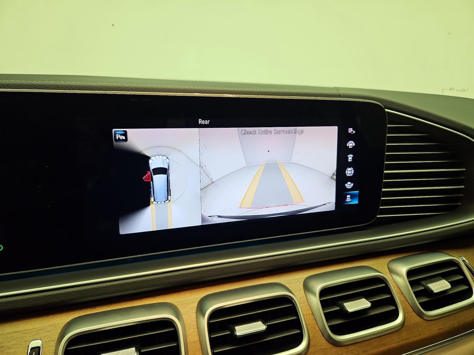 2021 Mercedes-Benz GLS GLS450 - Photo 16