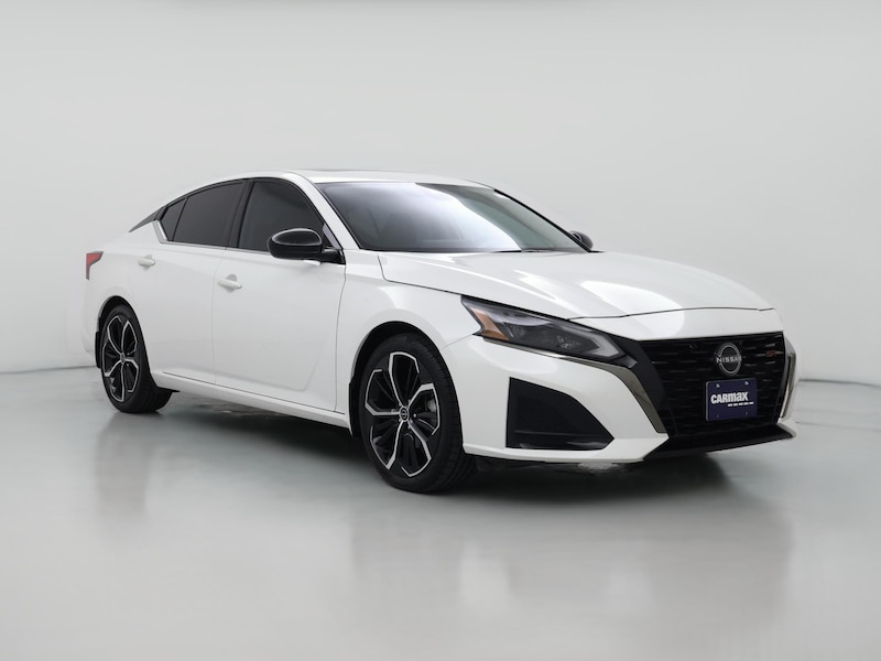 2024 Nissan Altima SR