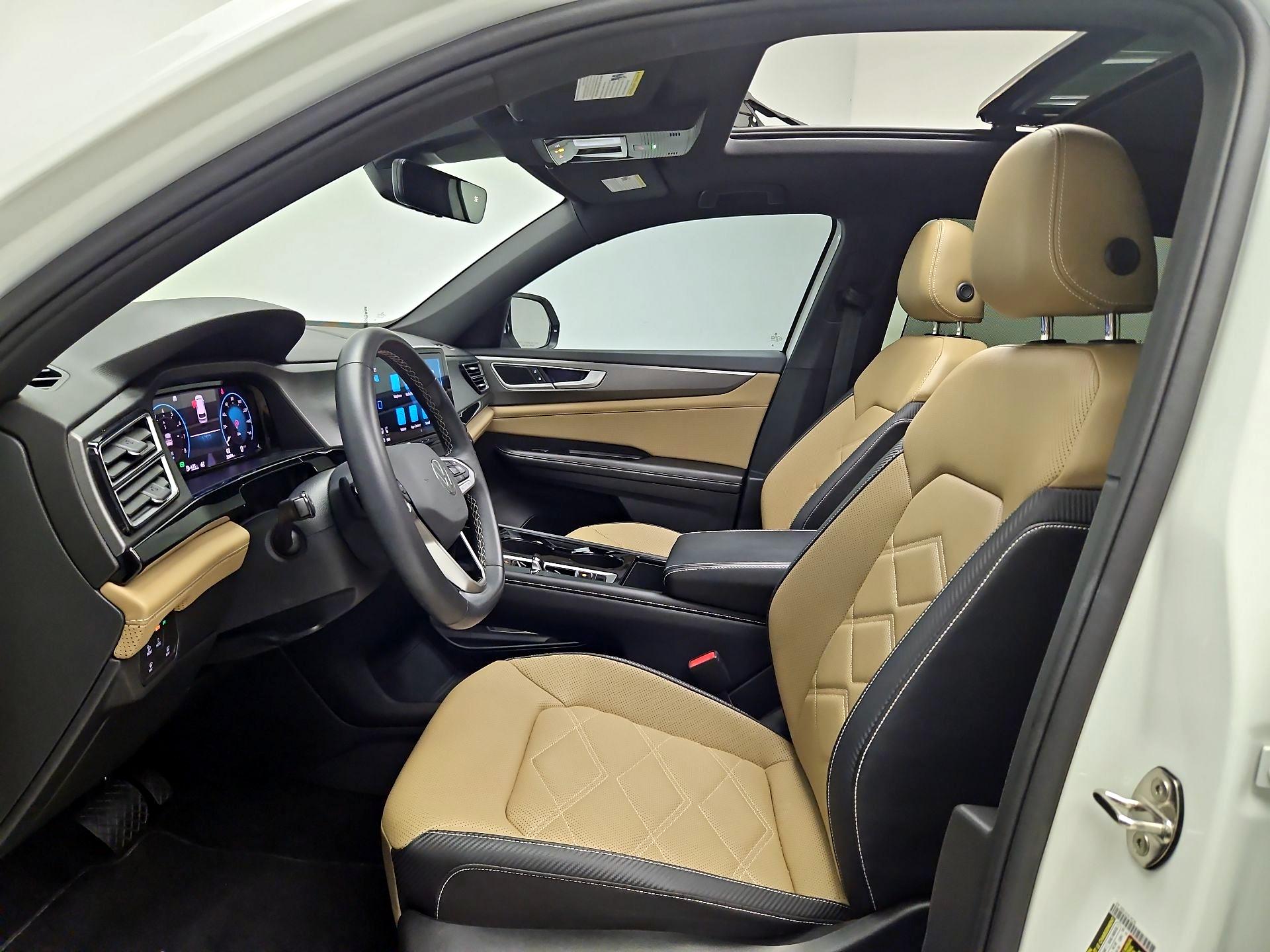 Thumbnail: 2024 Volkswagen Atlas - 11