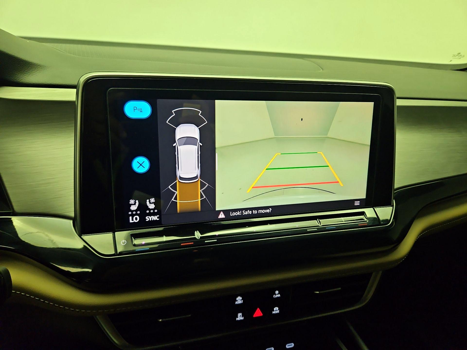 Thumbnail: 2024 Volkswagen Atlas - 14