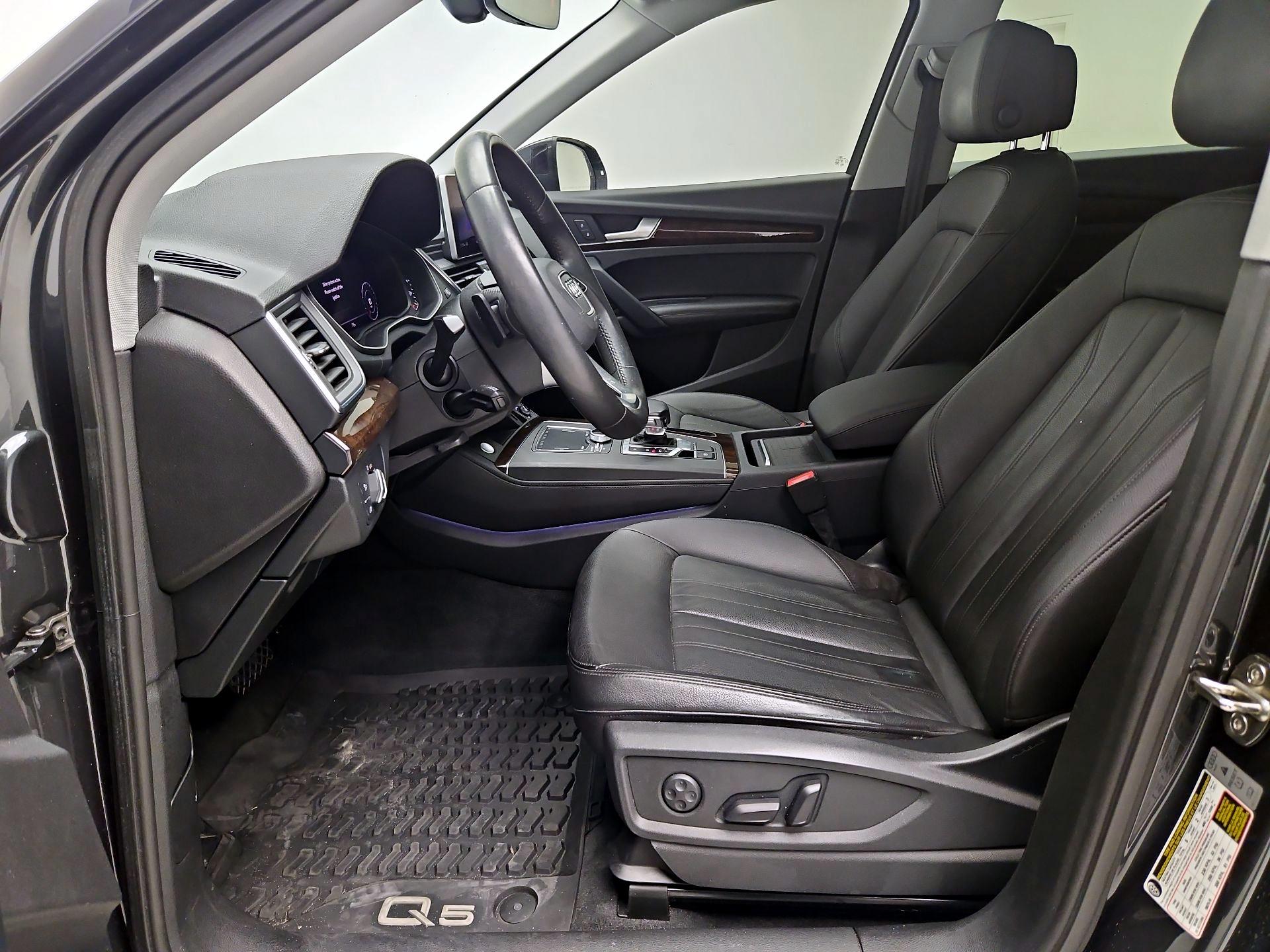Thumbnail: 2020 Audi Q5 - 11