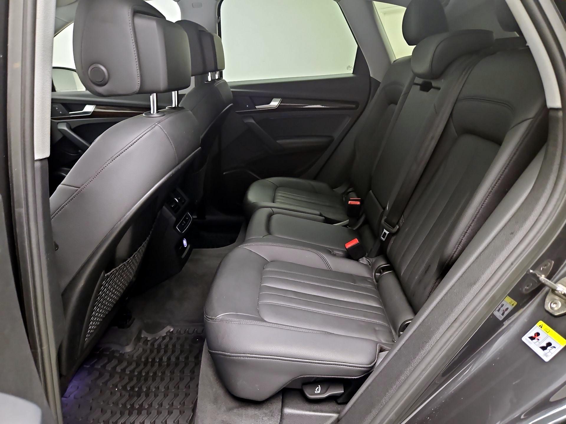 Thumbnail: 2020 Audi Q5 - 17