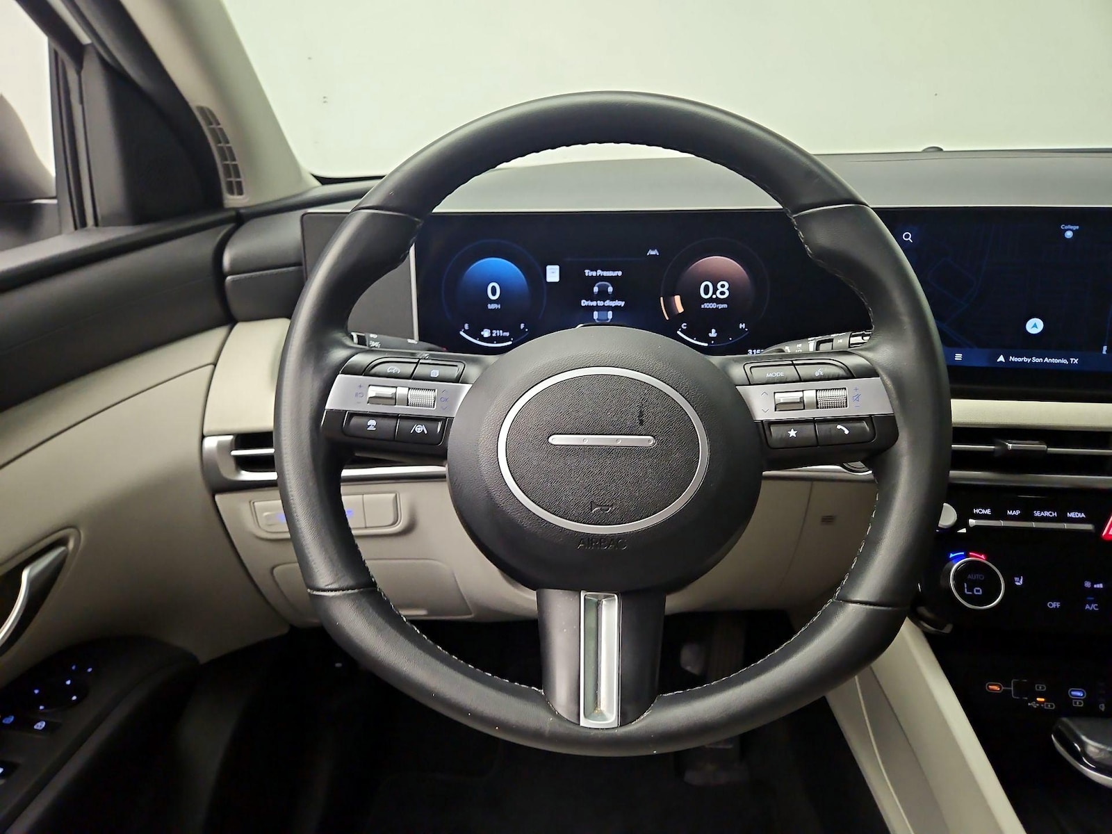 2025 Hyundai Tucson SEL Convenience - Photo 11