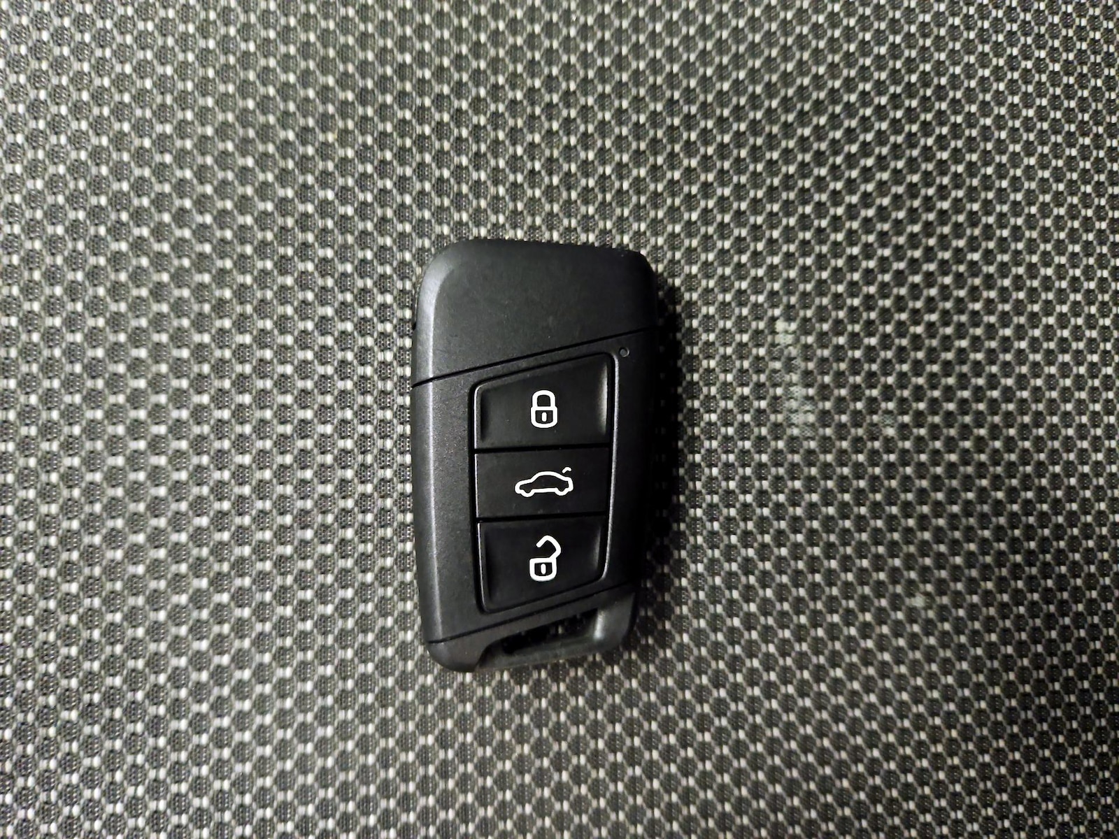 2024 Volkswagen Taos S - Photo 23