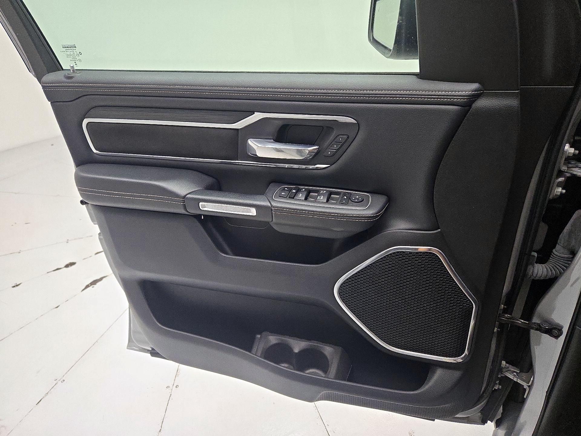 Thumbnail: 2023 RAM 1500 - 10