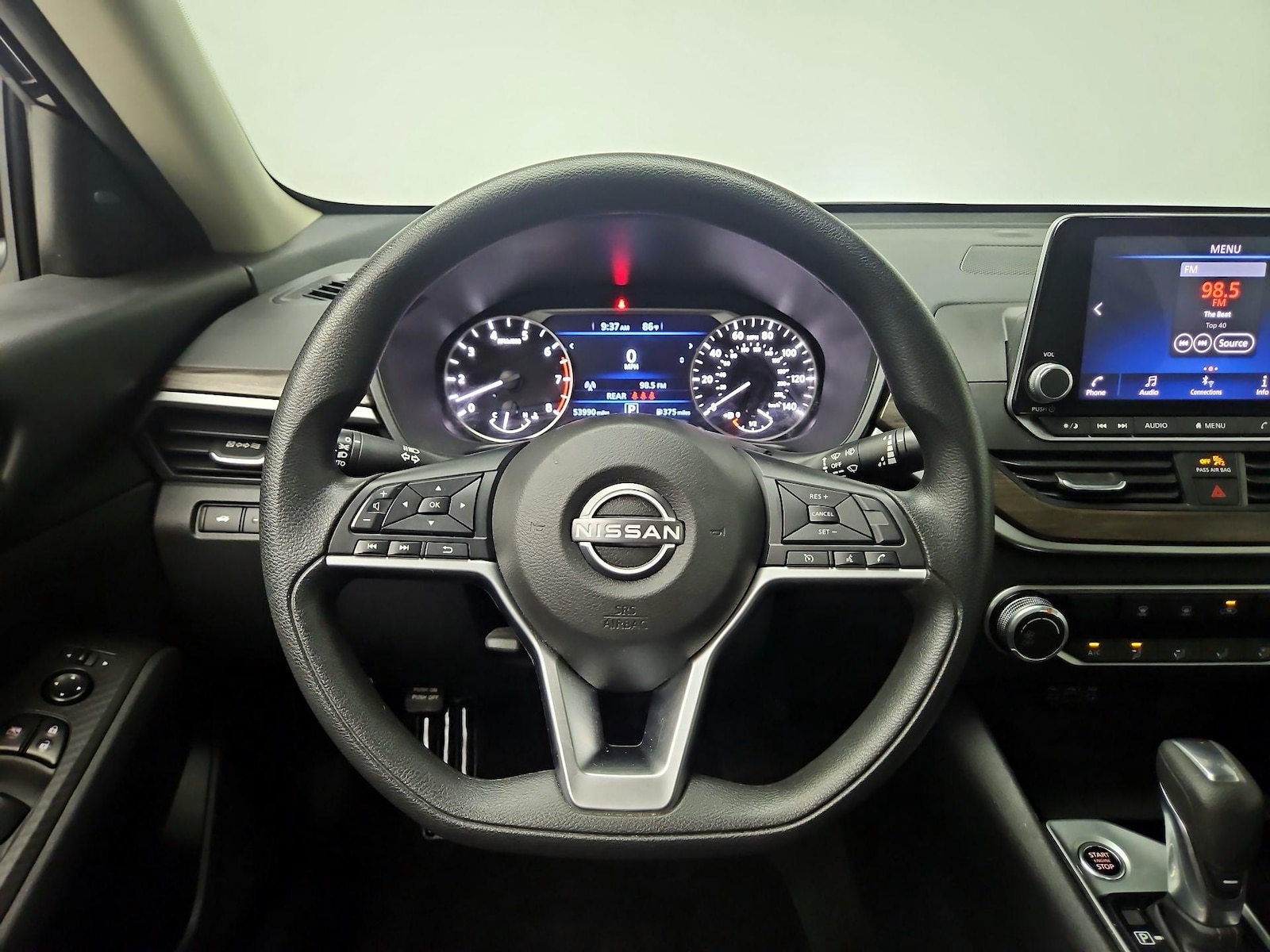 2024 Nissan Altima SV - Photo 11