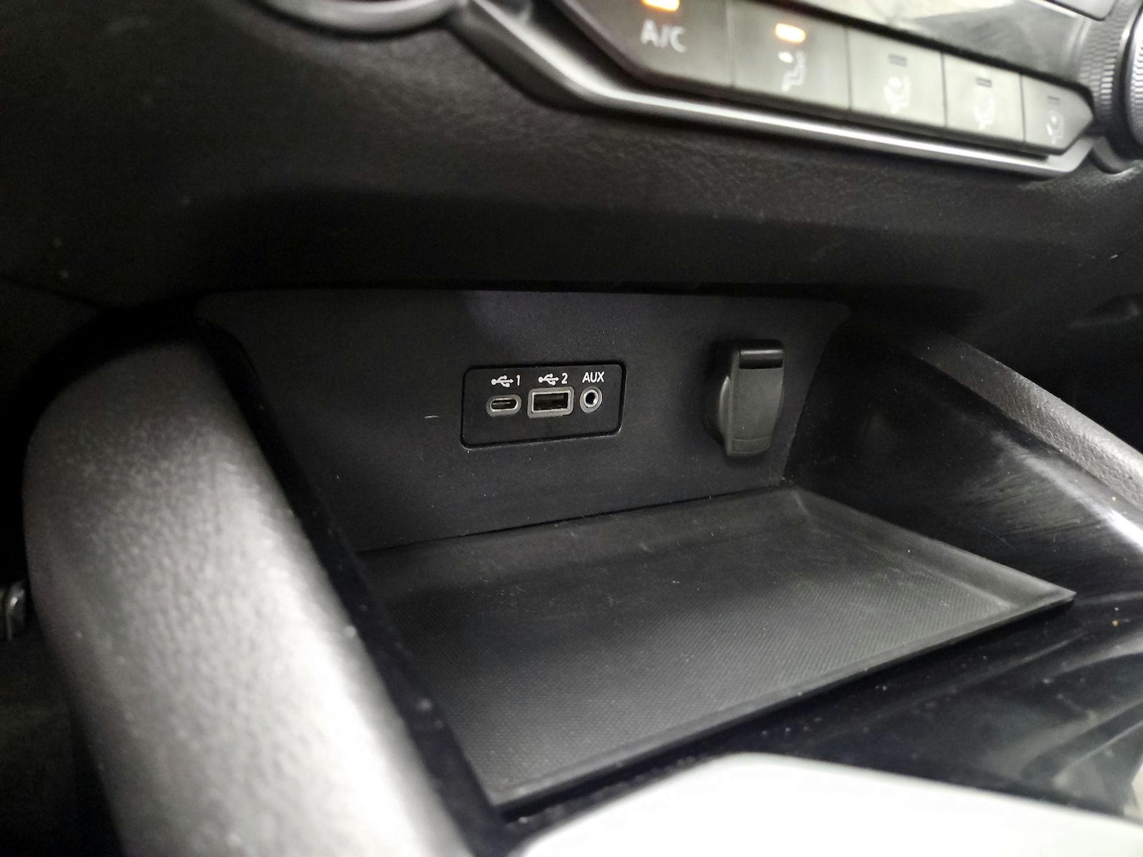 2024 Nissan Altima SV - Photo 19