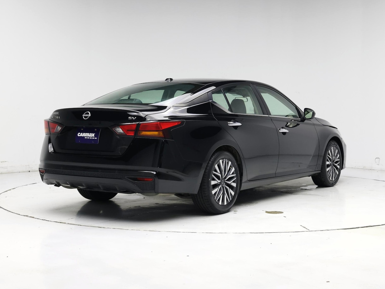 2024 Nissan Altima SV - Photo 9