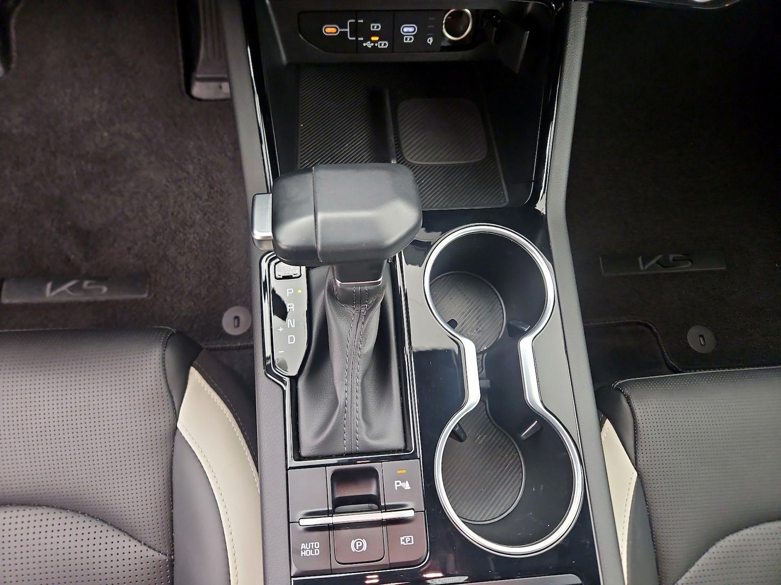 2026 Kia K5 GT-Line - Photo 18