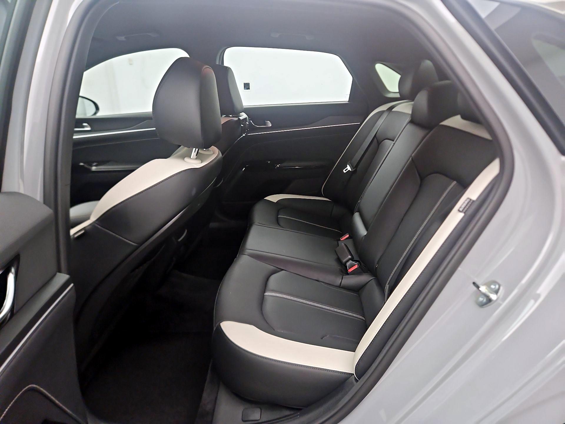 Thumbnail: 2026 Kia K5 - 19