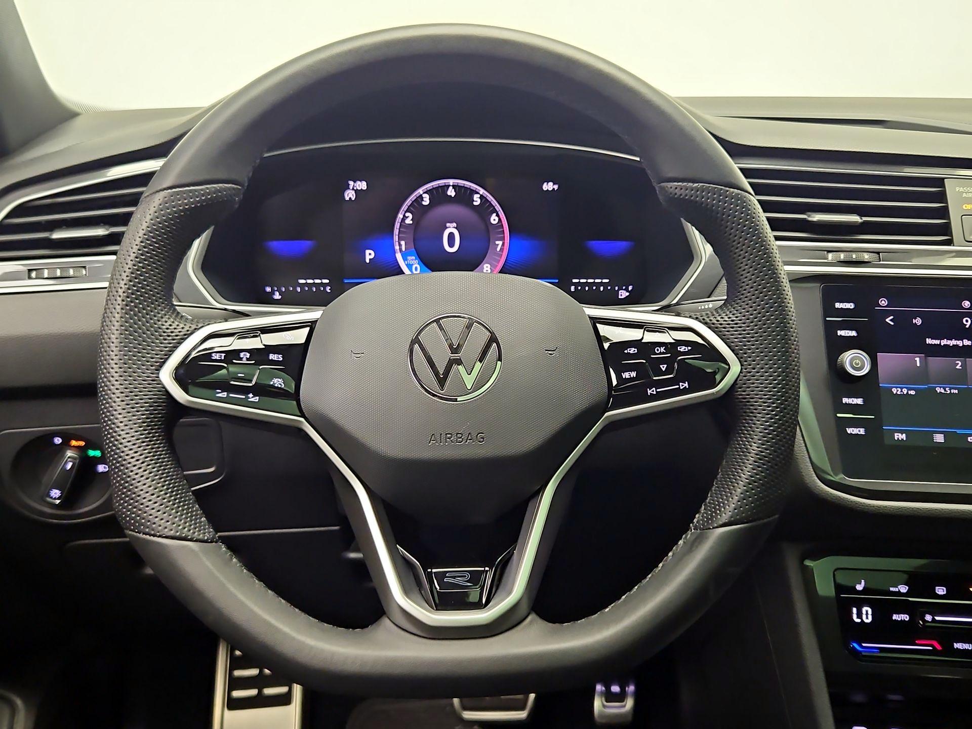 Thumbnail: 2024 Volkswagen Tiguan - 10