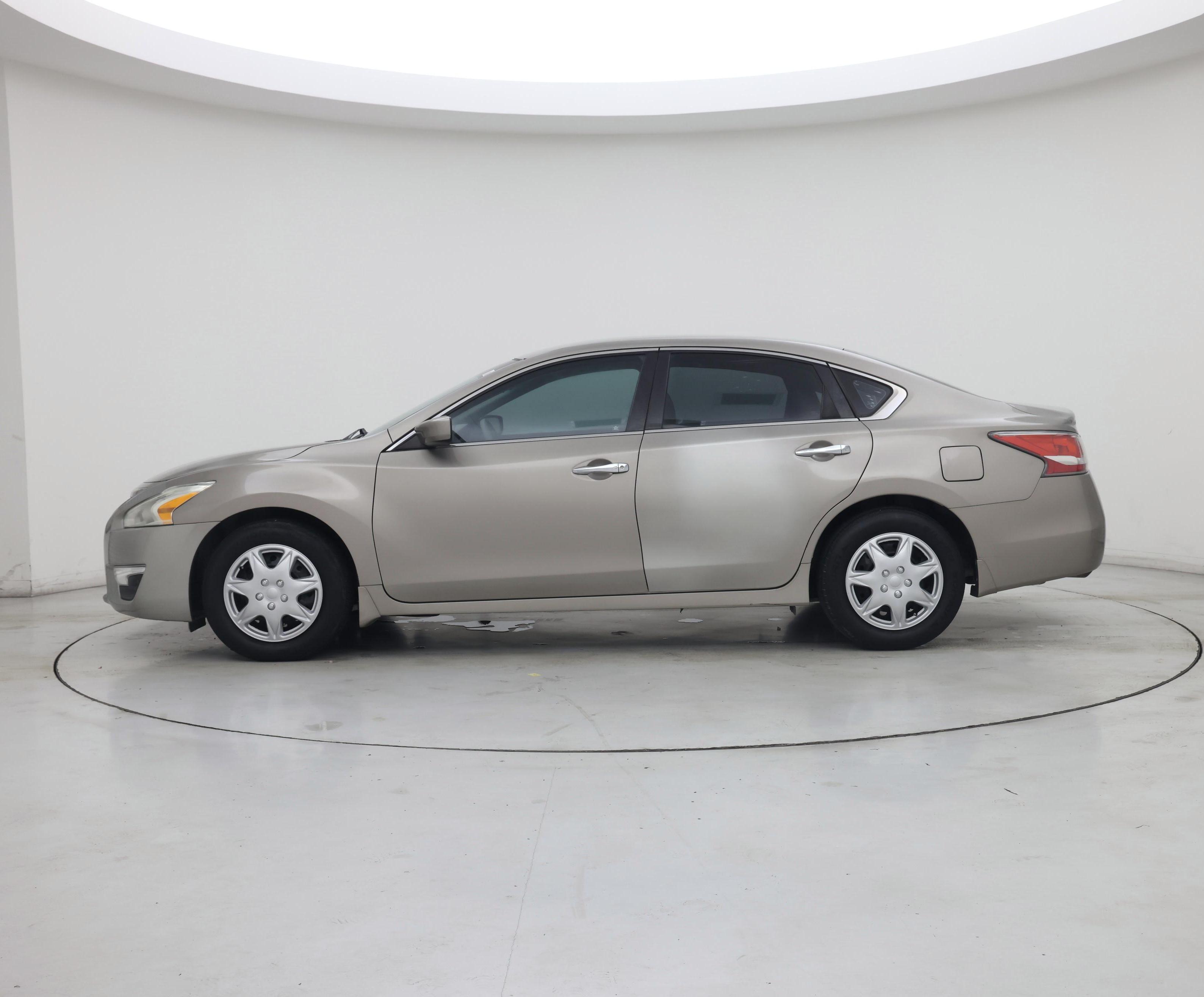 Thumbnail: 2015 Nissan Altima - 3