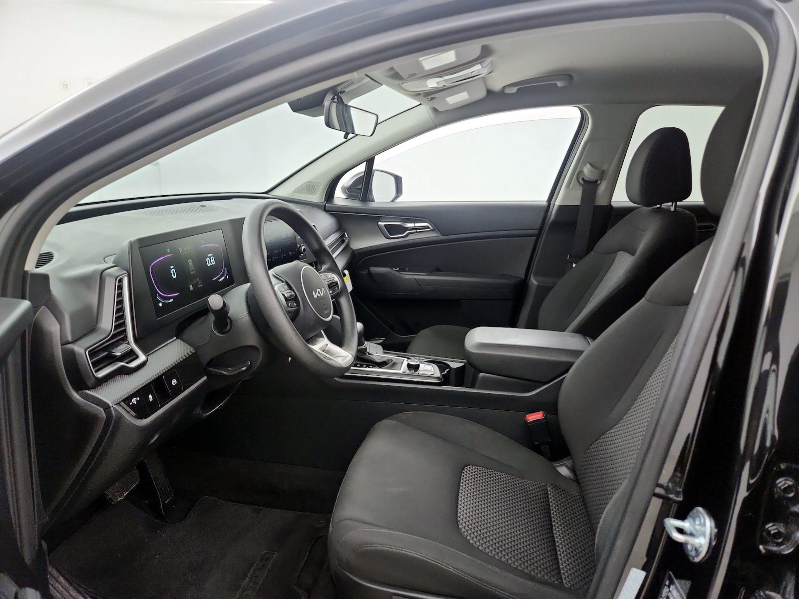 2025 Kia Sportage LX - Photo 10