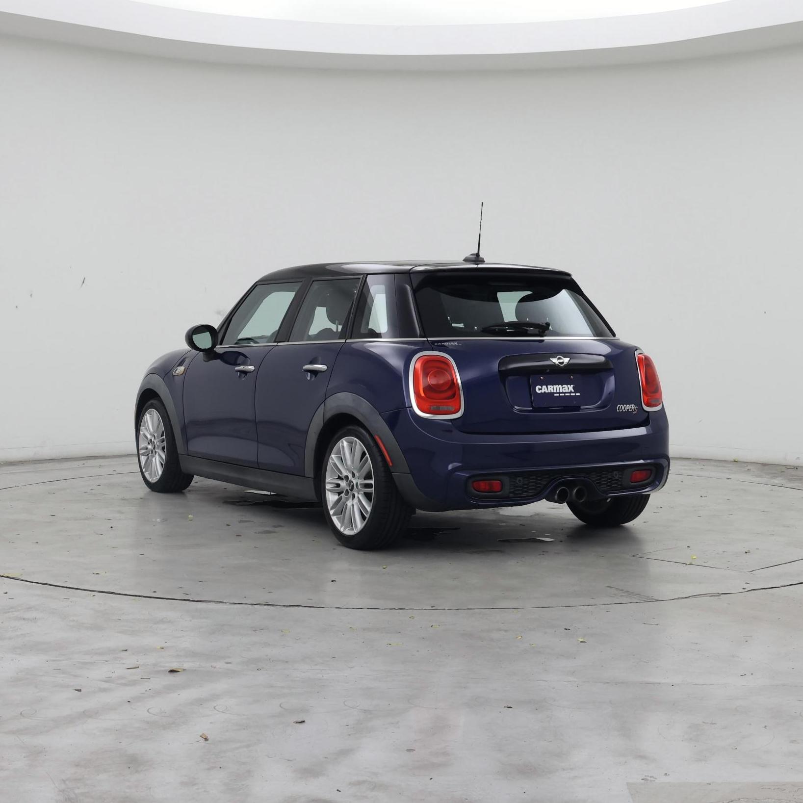 Thumbnail: 2015 MINI Cooper Hardtop - 2