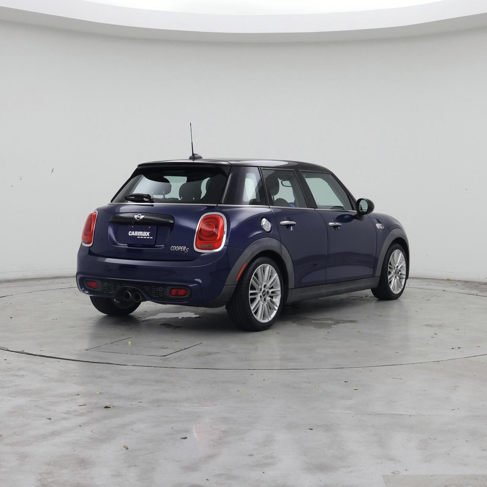 Thumbnail: 2015 MINI Cooper Hardtop - 8