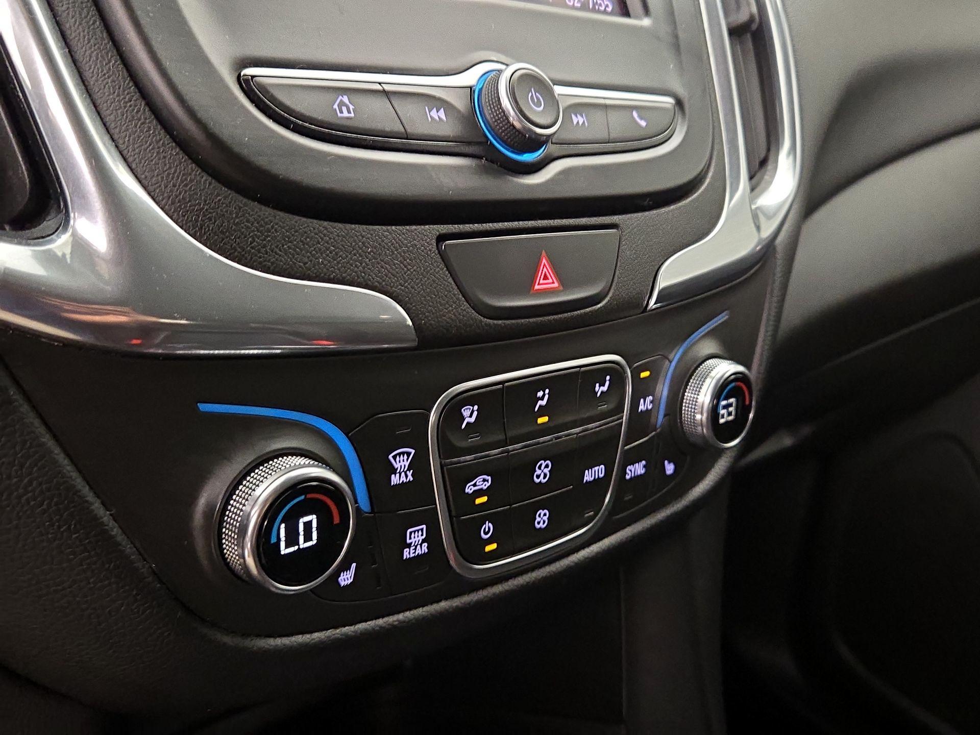 Thumbnail: 2020 Chevrolet Equinox - 16